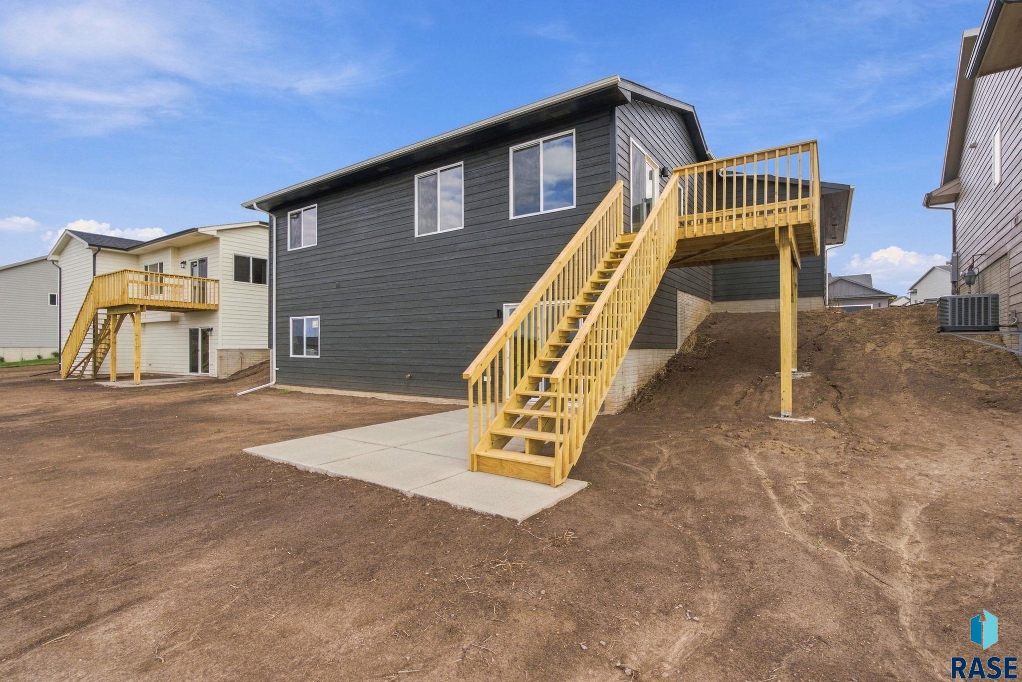 1709 Concord Dr, Sioux Falls