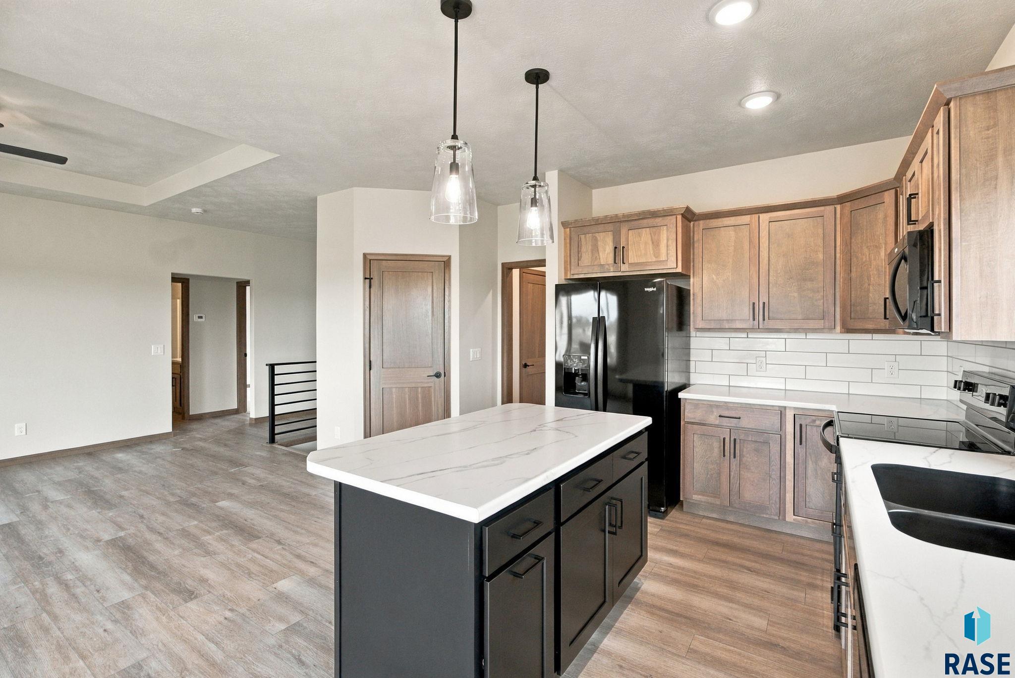 1713 Concord Dr, Sioux Falls
