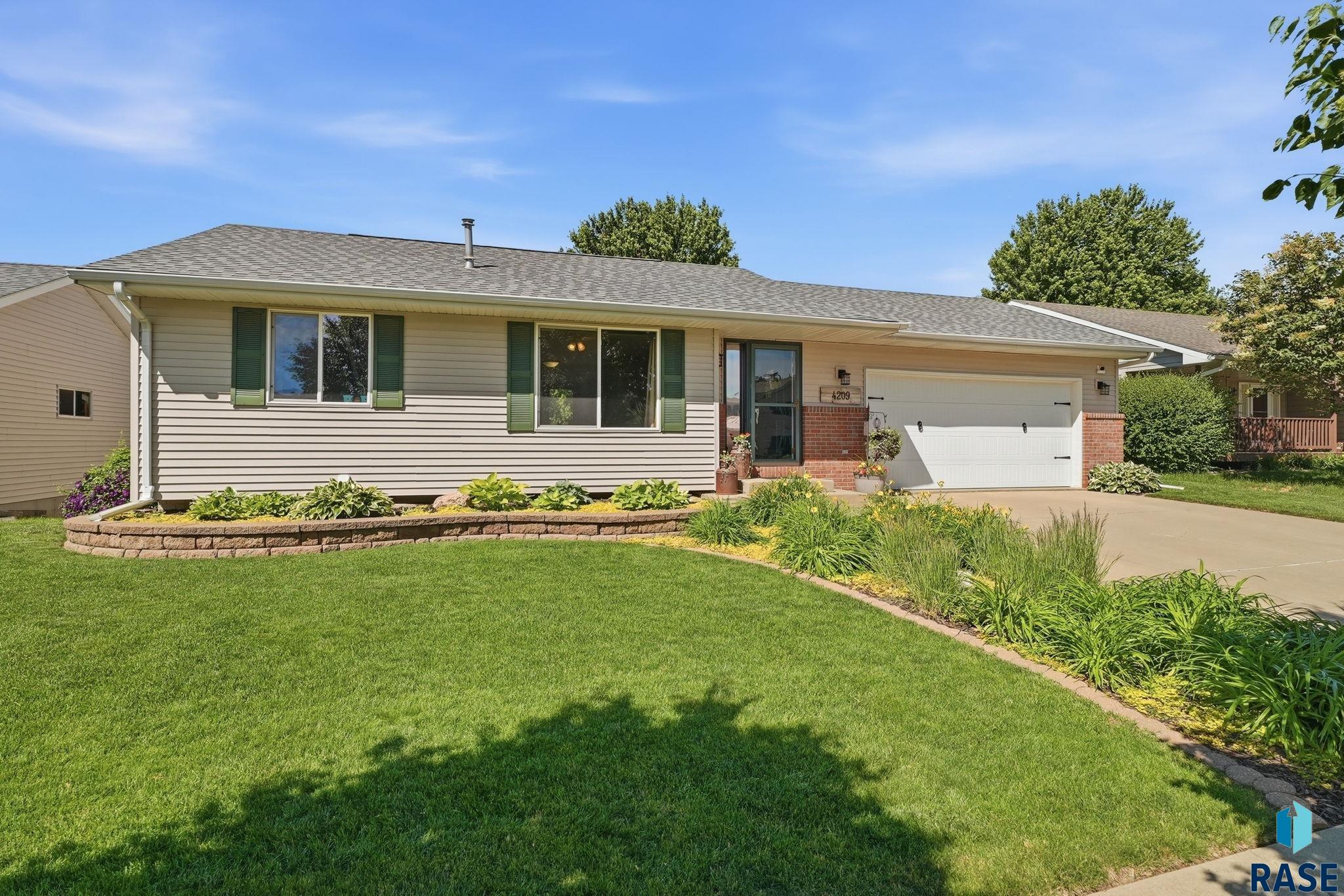 4209 Alaska Ave, Sioux Falls