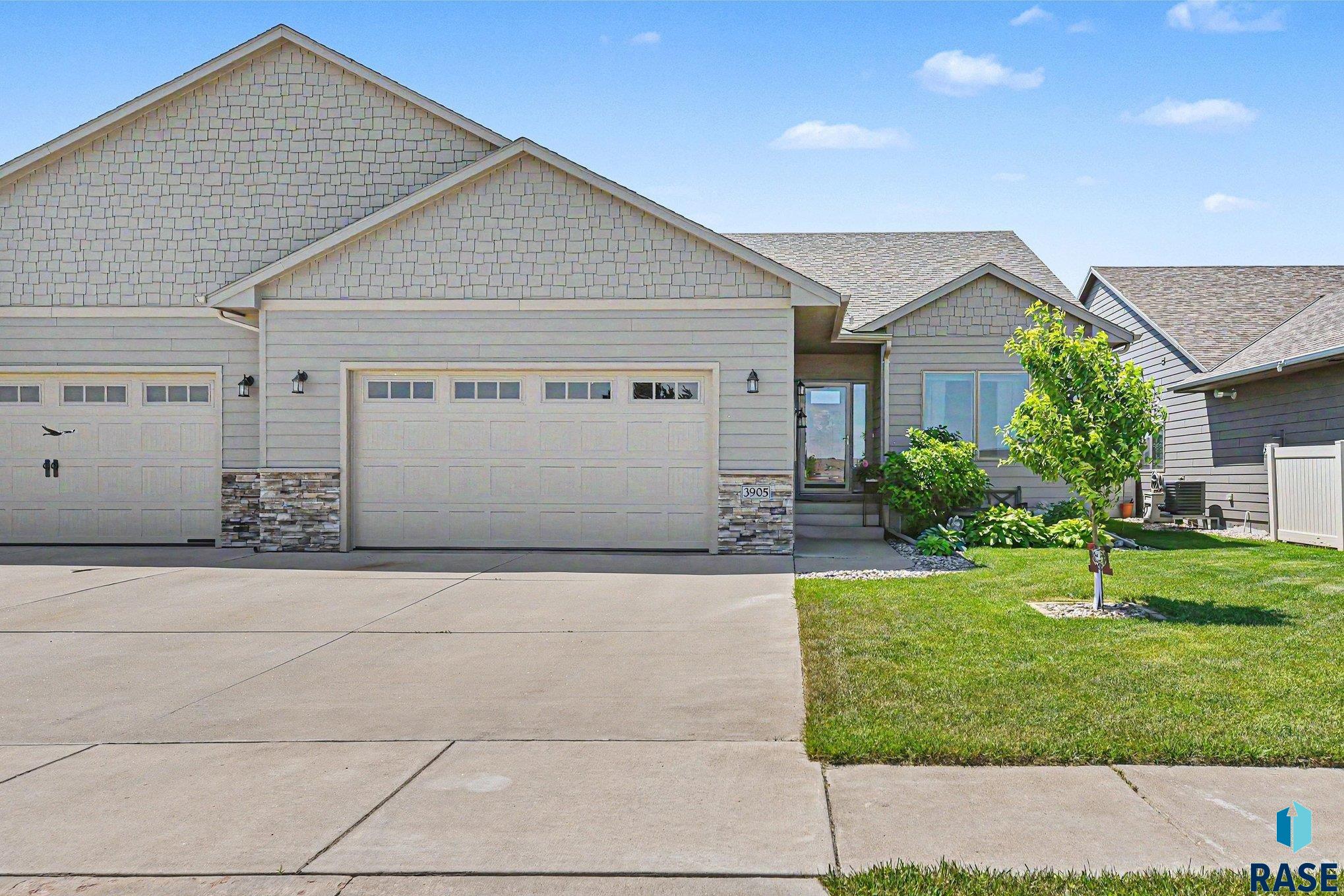 3905 E 68th St, Sioux Falls