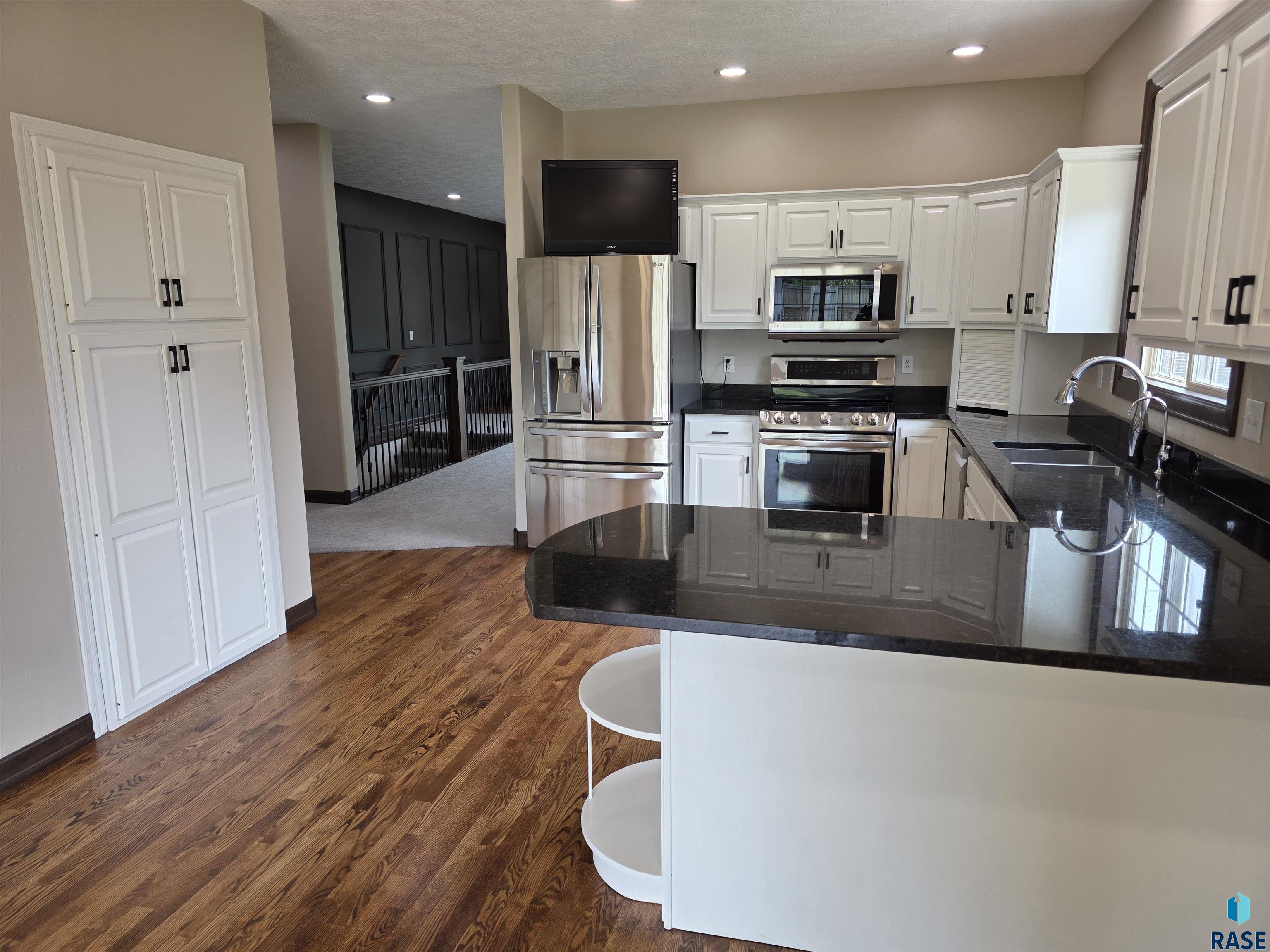 5113 St Andrews Cir, Sioux Falls