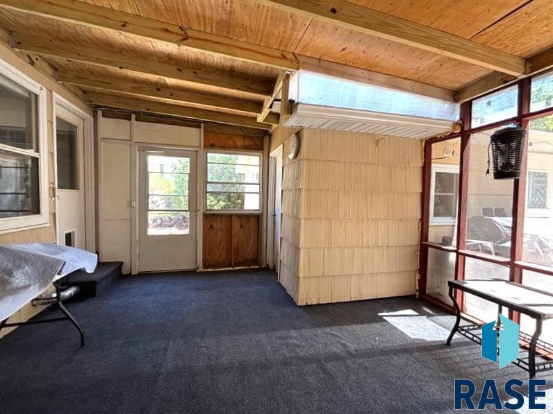 114 N Maple Ave Avenue