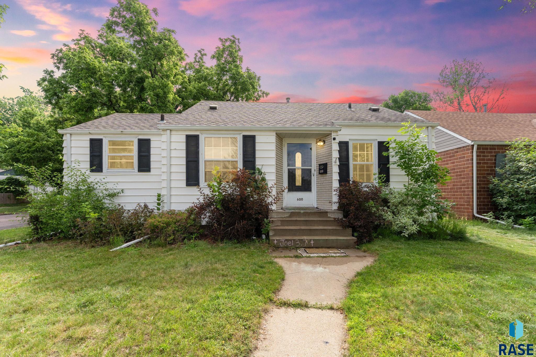 600 S Glendale Ave, Sioux Falls
