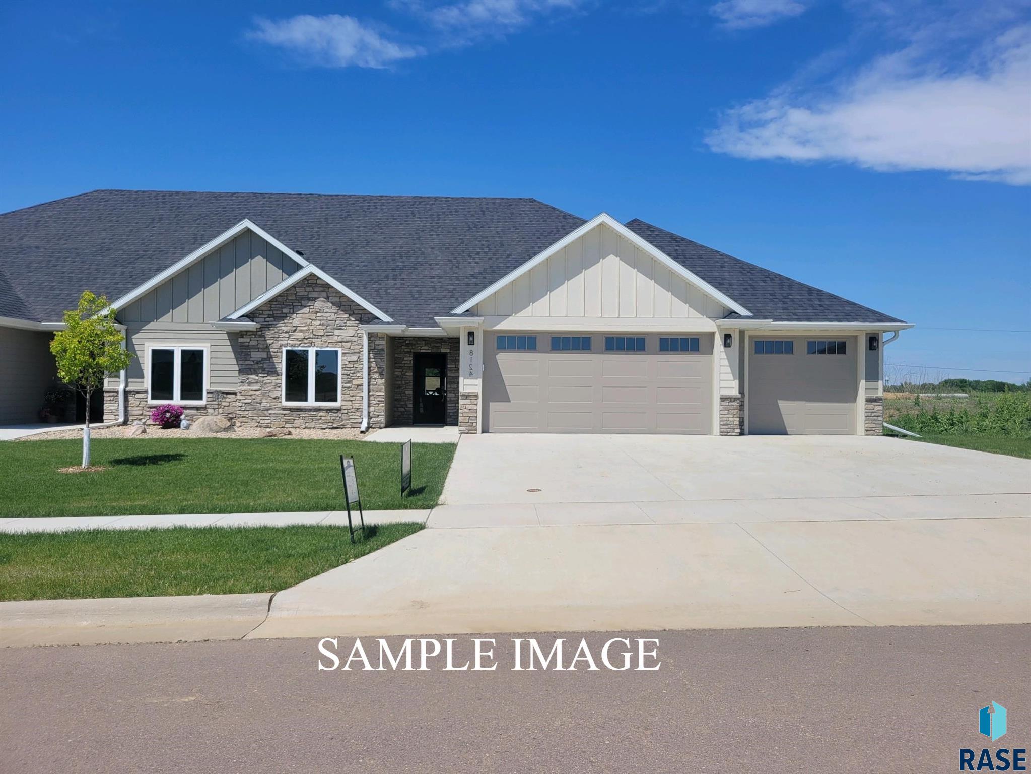 8114 E Norway Pine Trl, Sioux Falls