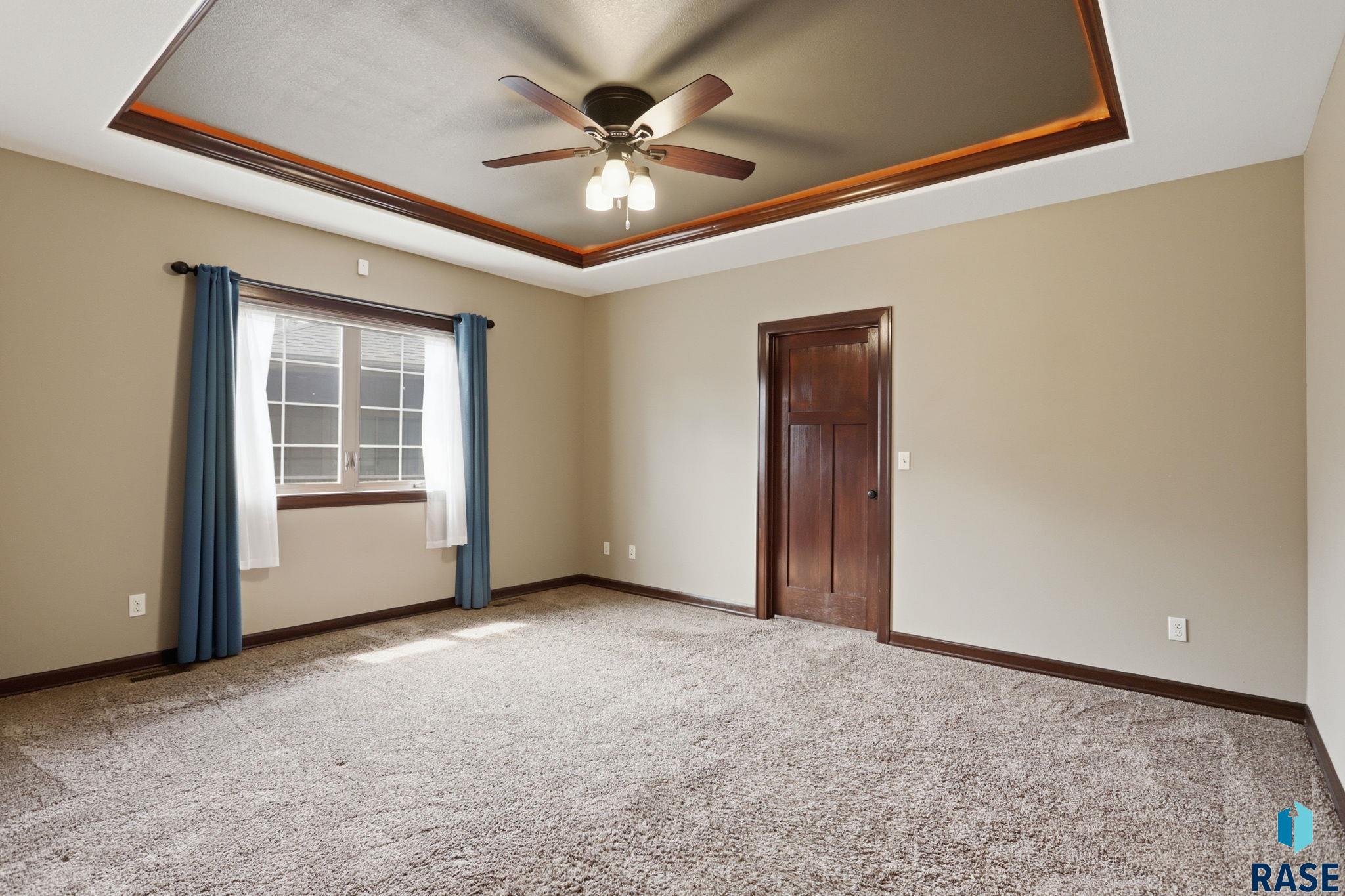 1817 Copper Crest Cir, Sioux Falls