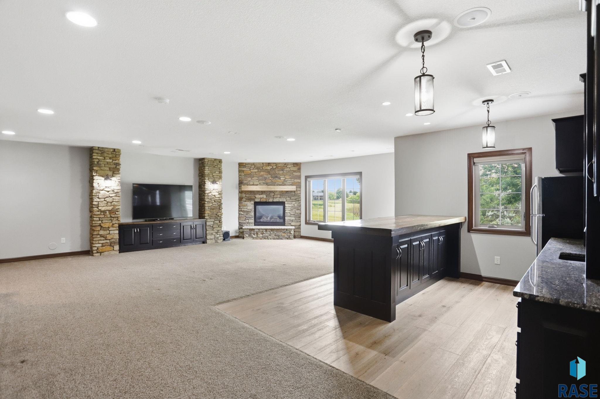 1817 Copper Crest Cir, Sioux Falls