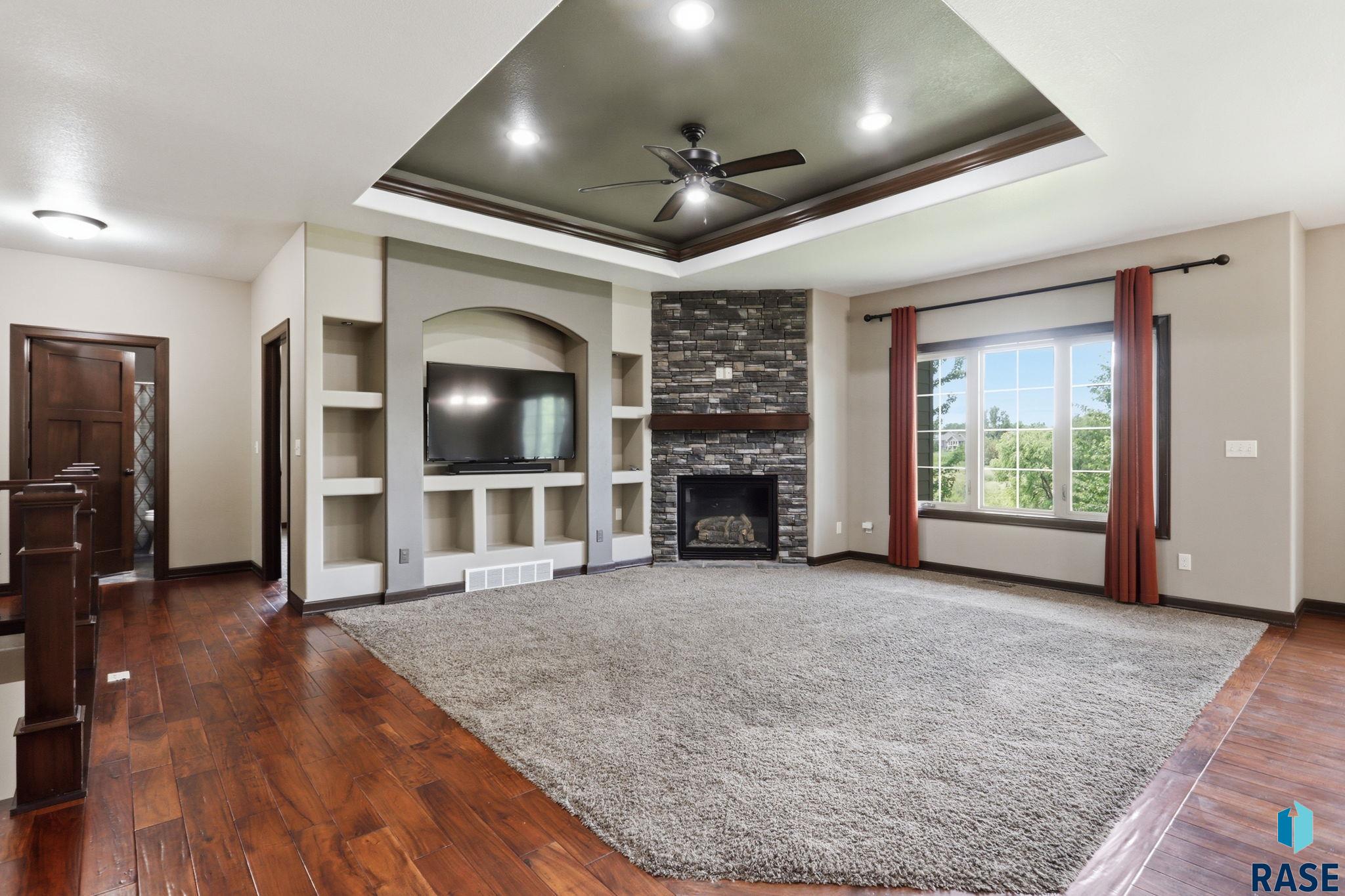 1817 Copper Crest Cir, Sioux Falls