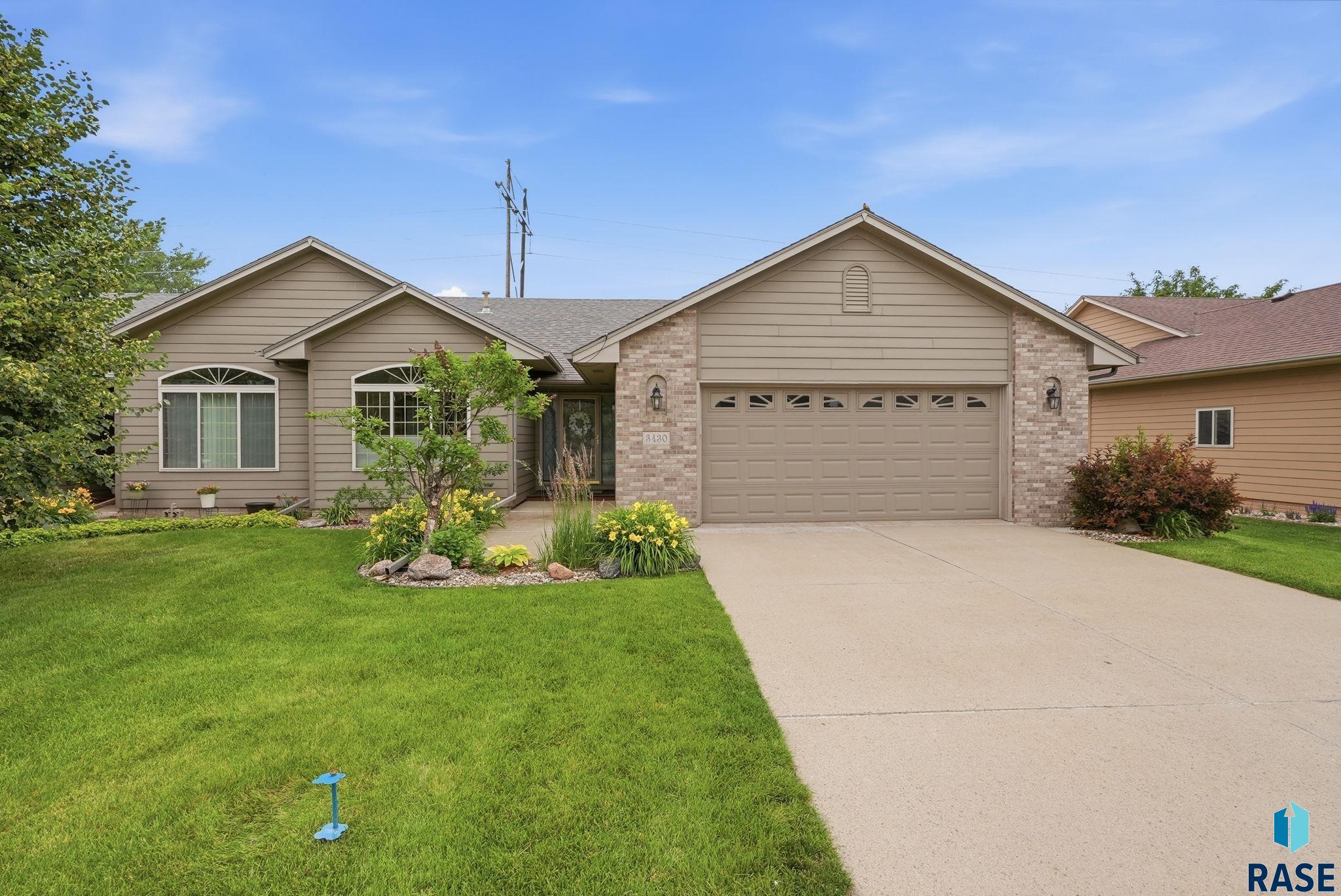 3430 S Harmony Dr, Sioux Falls