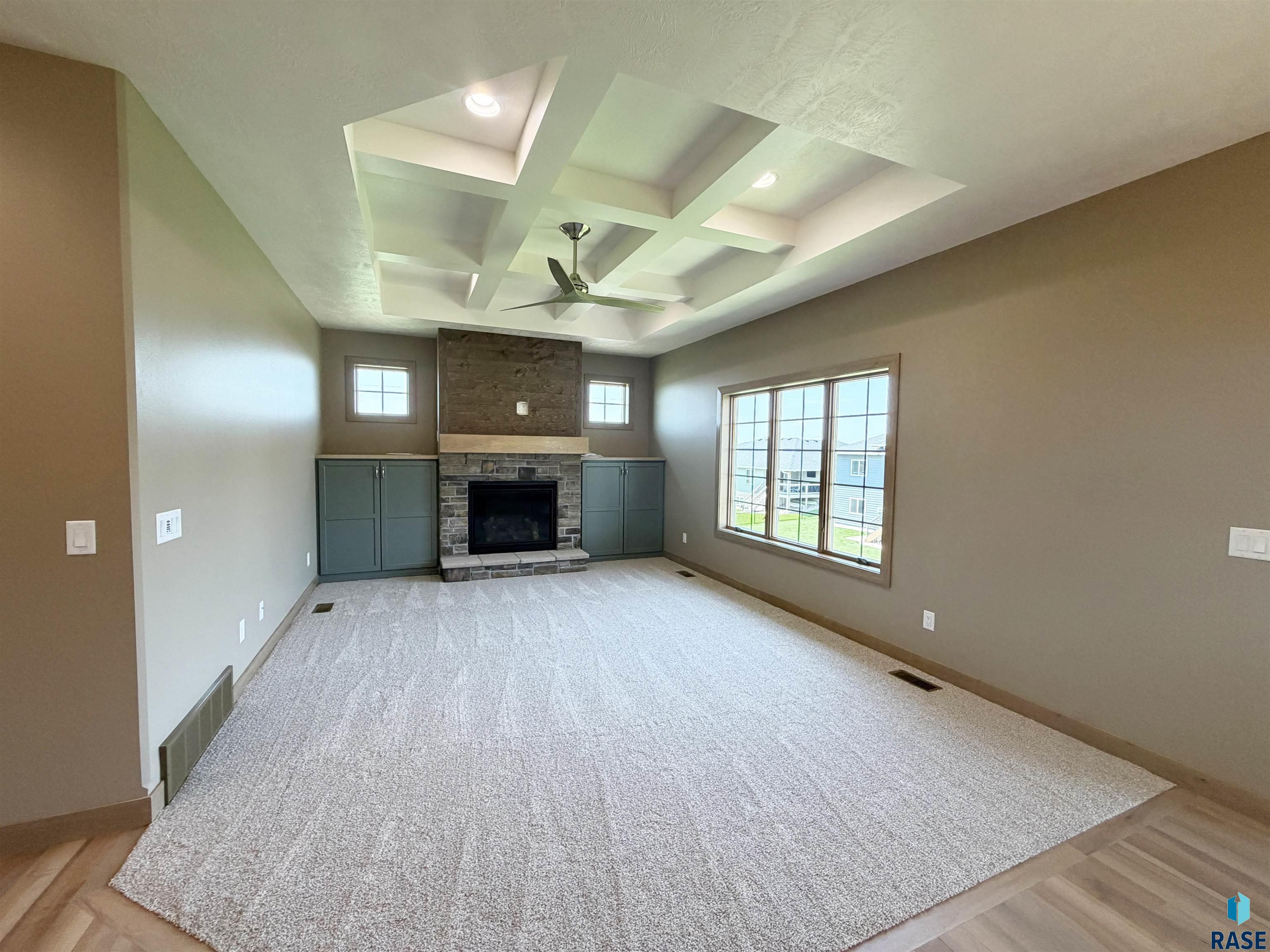 2905 Dunraven Ave, Sioux Falls