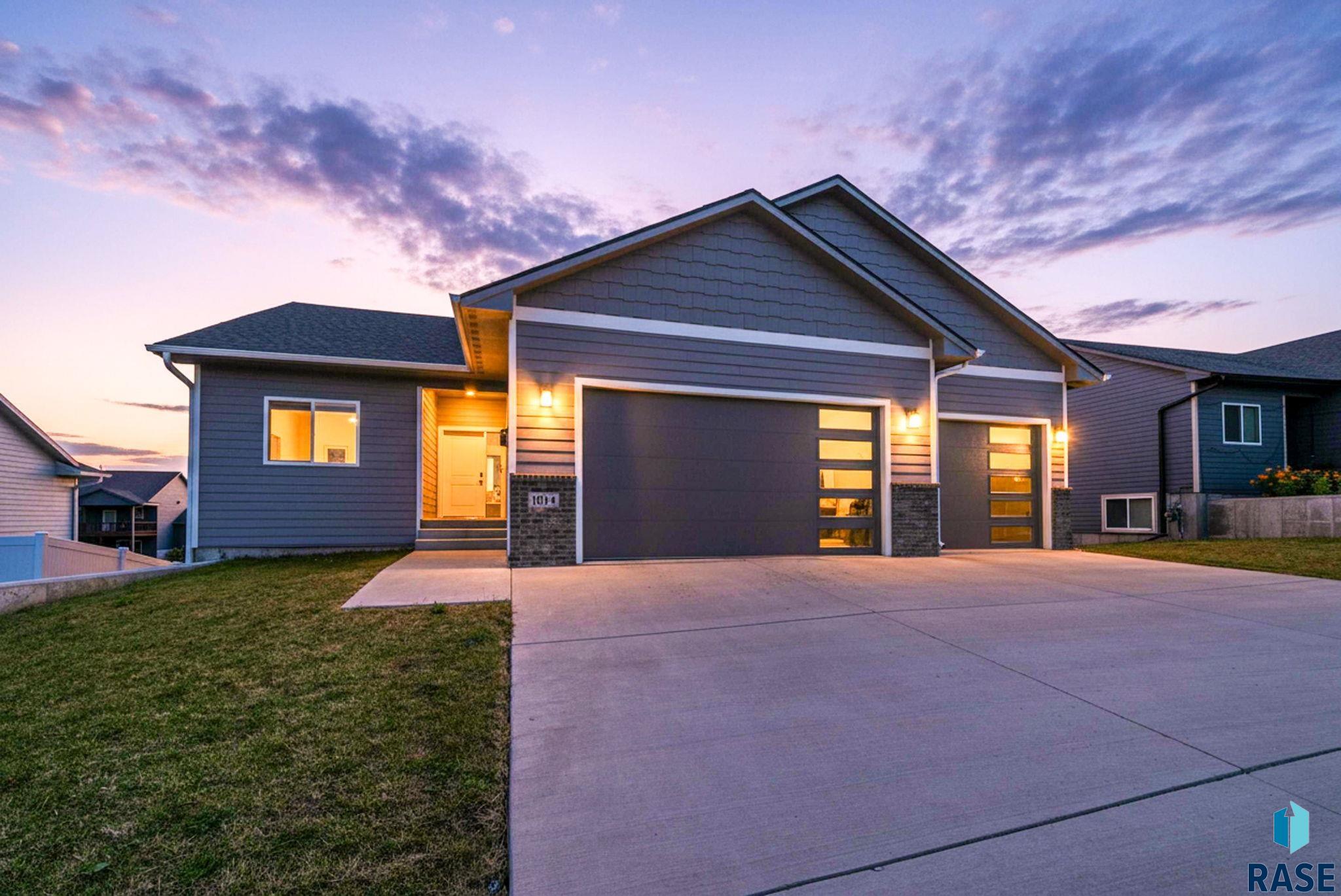1014 N Archer Dr, Sioux Falls