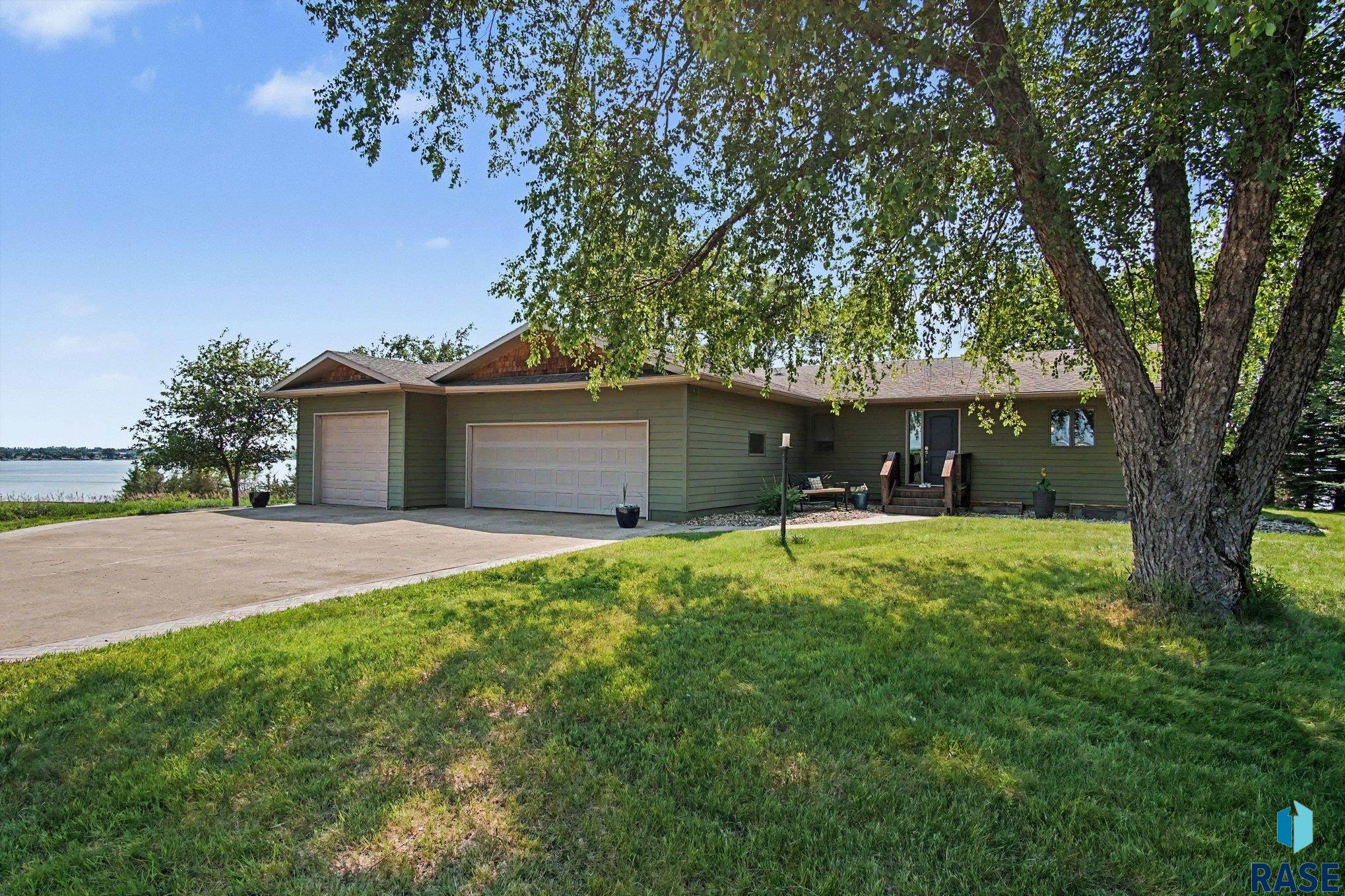 6767 Wicklow Hills Ln, Wentworth