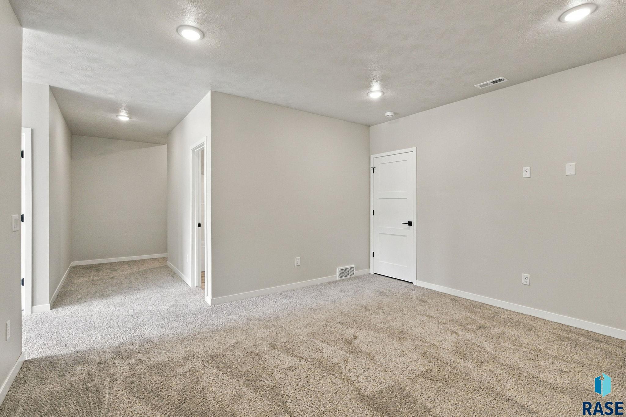 1624 Tillie Ave, Sioux Falls