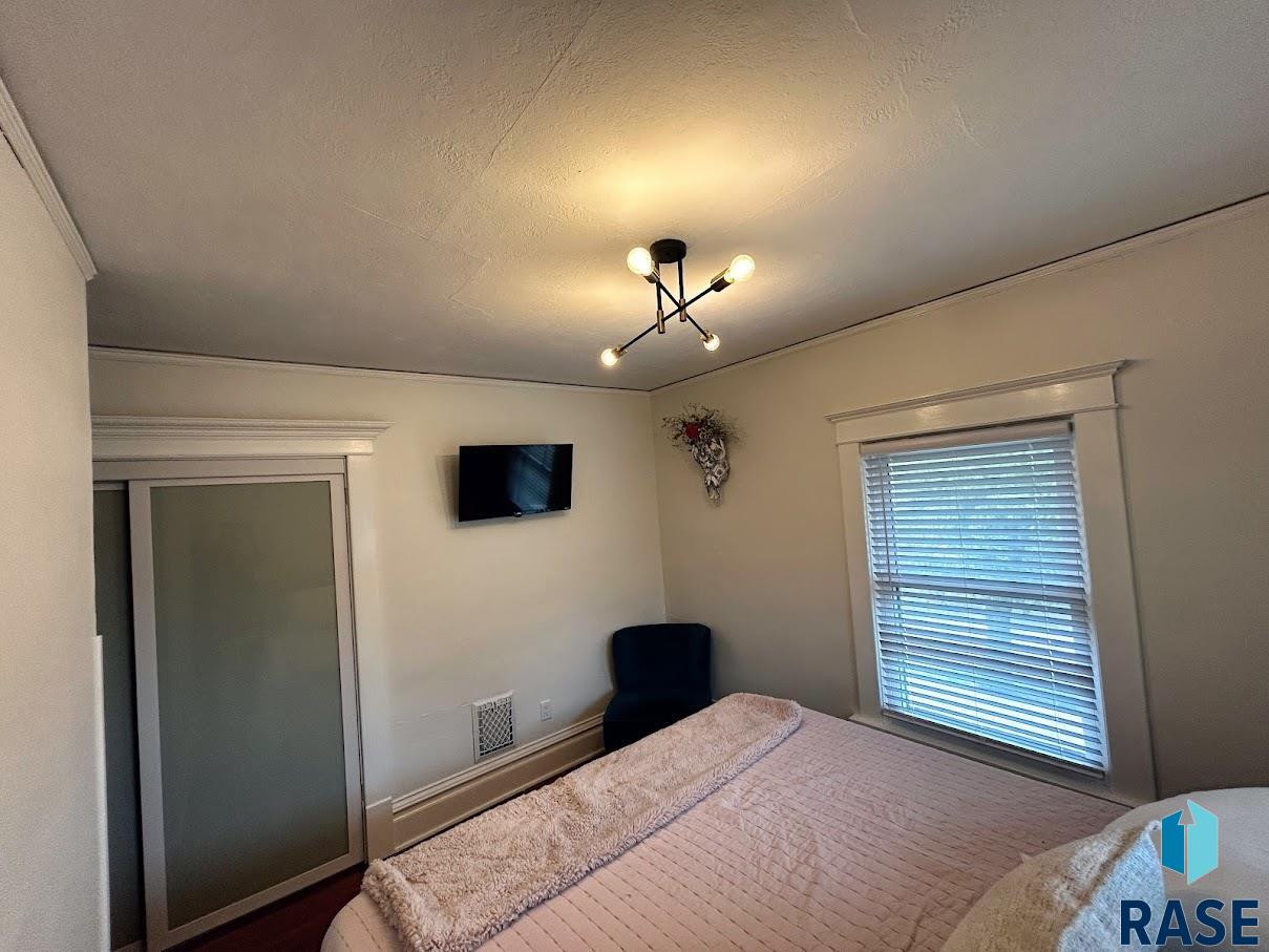 804 Dakota Ave, Sioux Falls