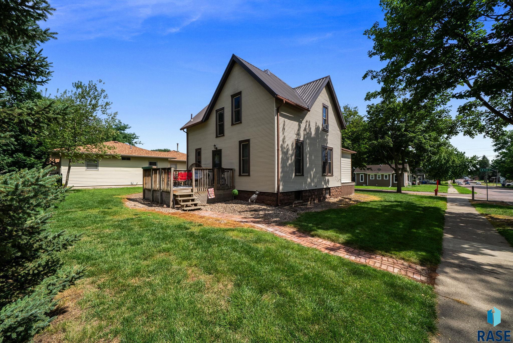 304 E 2nd St, Canton