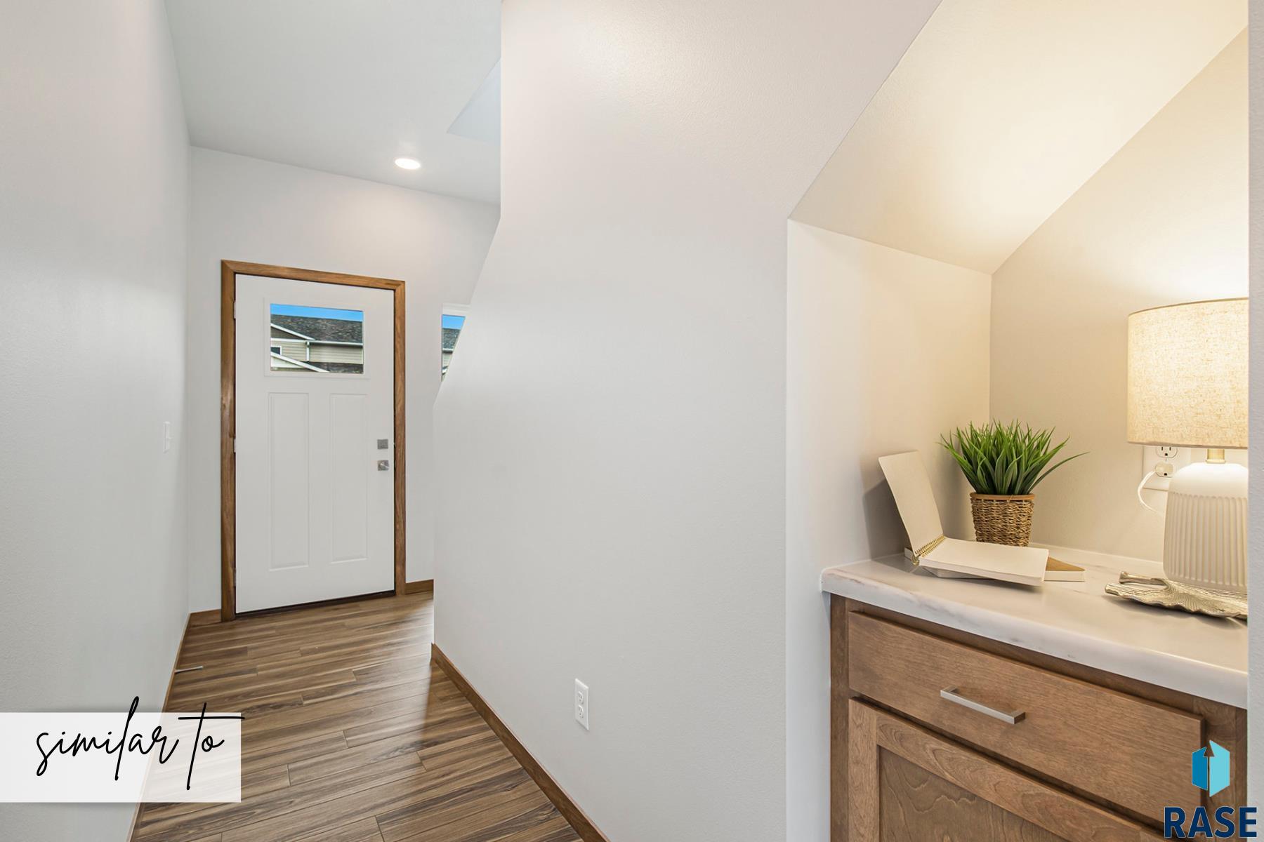 8007 Tencate Pl, Sioux Falls