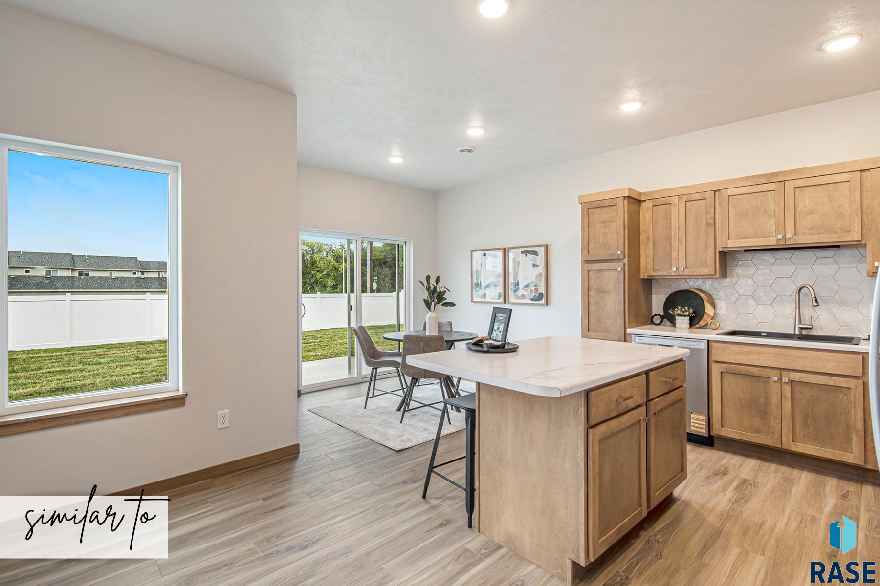 8007 Tencate Pl, Sioux Falls