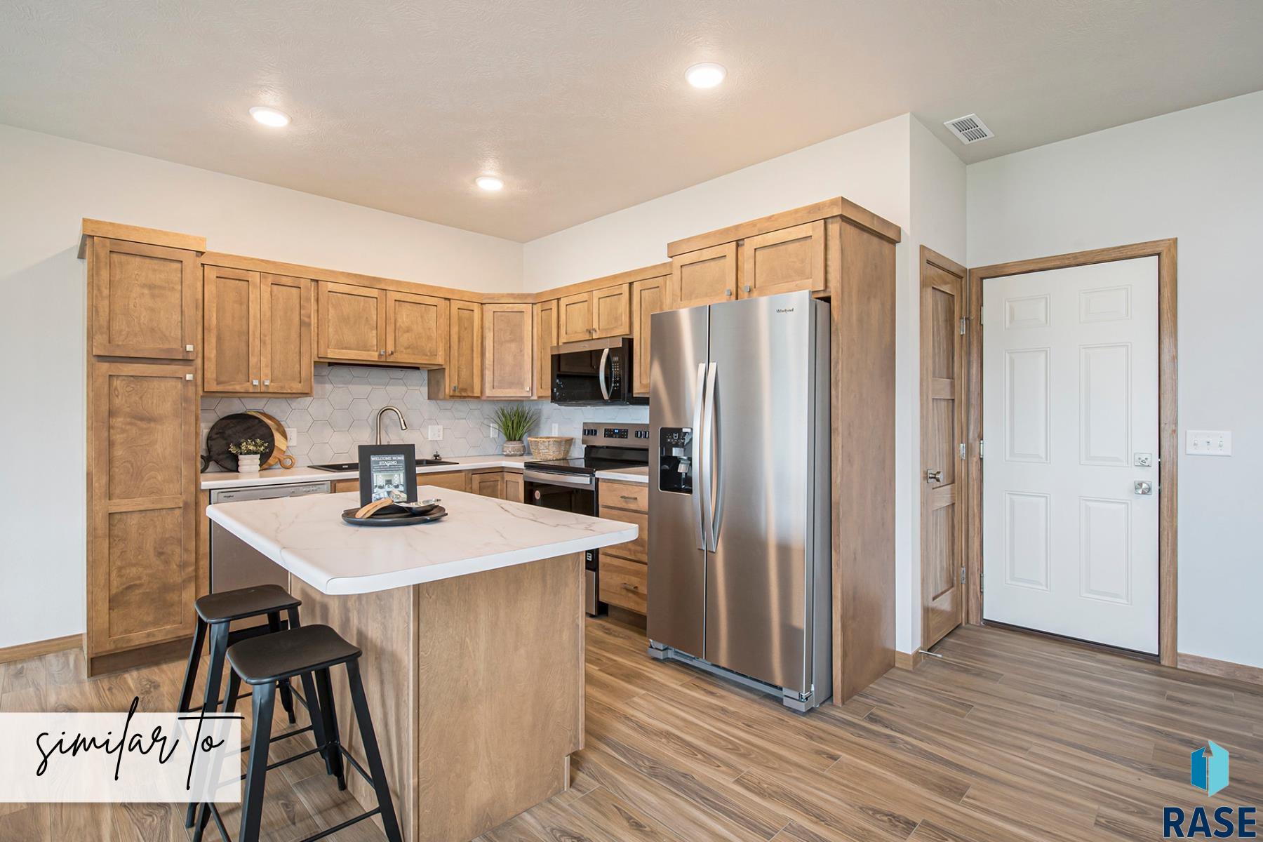 8007 Tencate Pl, Sioux Falls
