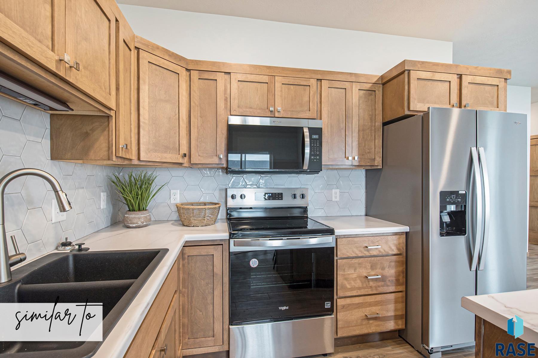 8007 Tencate Pl, Sioux Falls