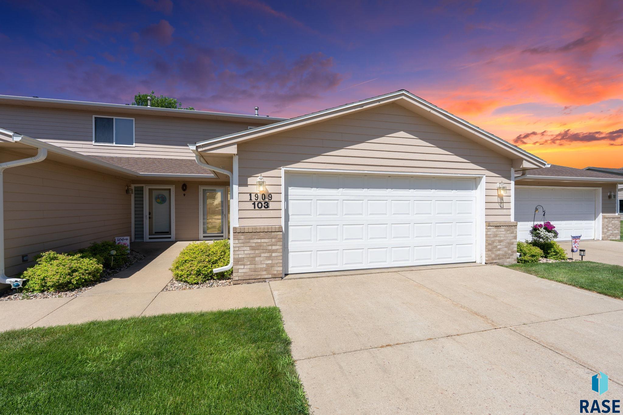1909 Sertoma Ave, Sioux Falls