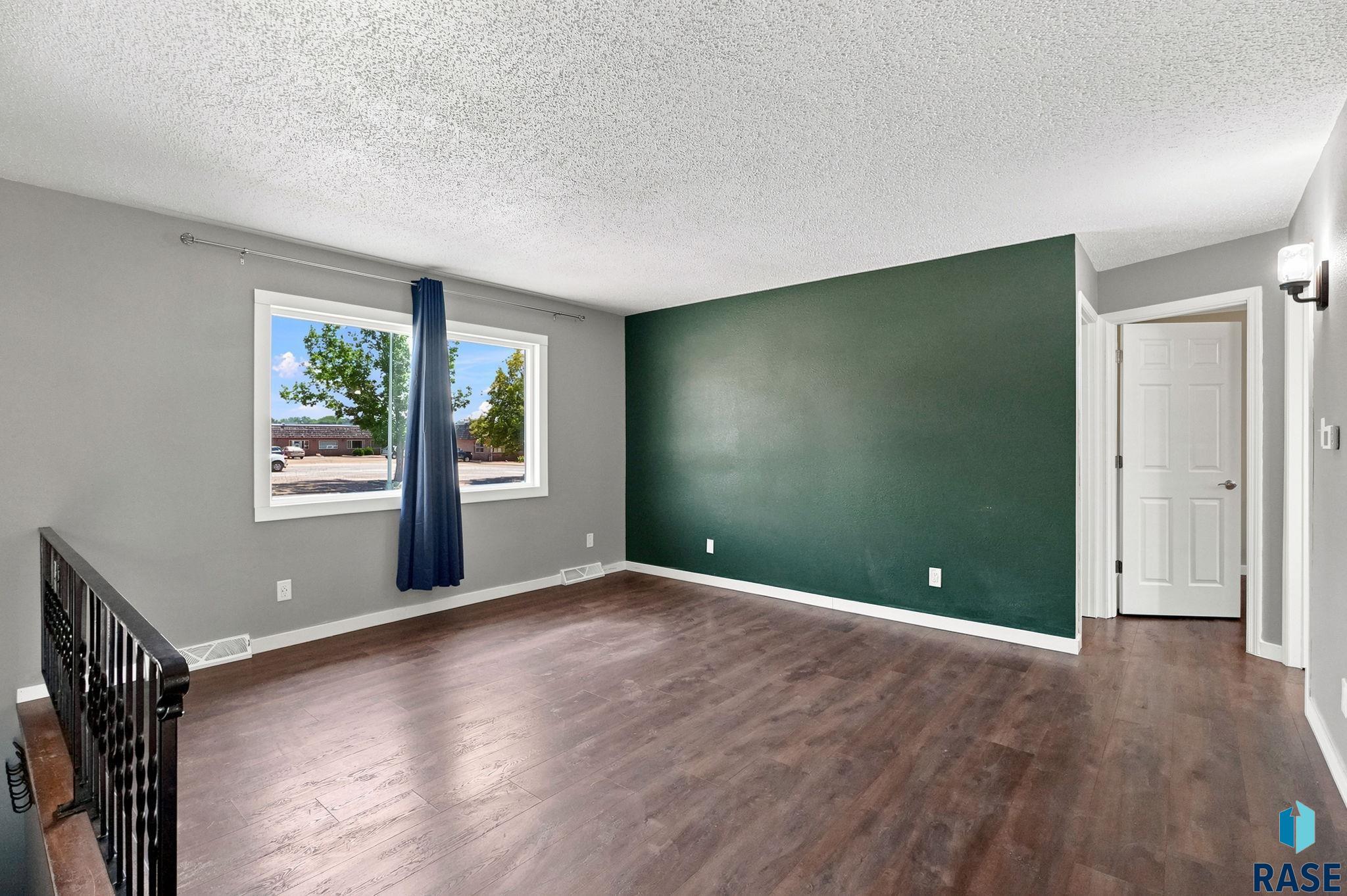 317 Sycamore Ave, Sioux Falls