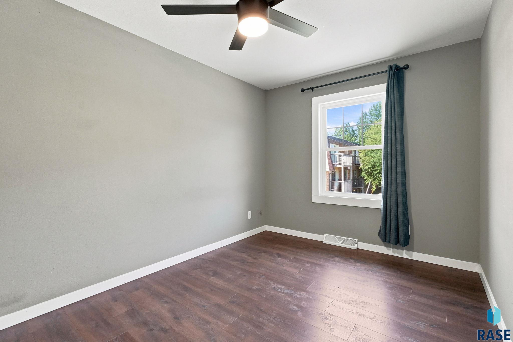 317 Sycamore Ave, Sioux Falls