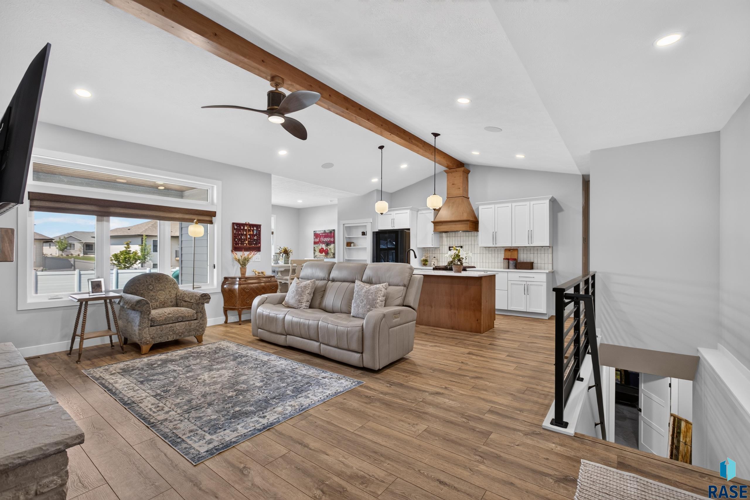 5504 Morningside Cir, Sioux Falls