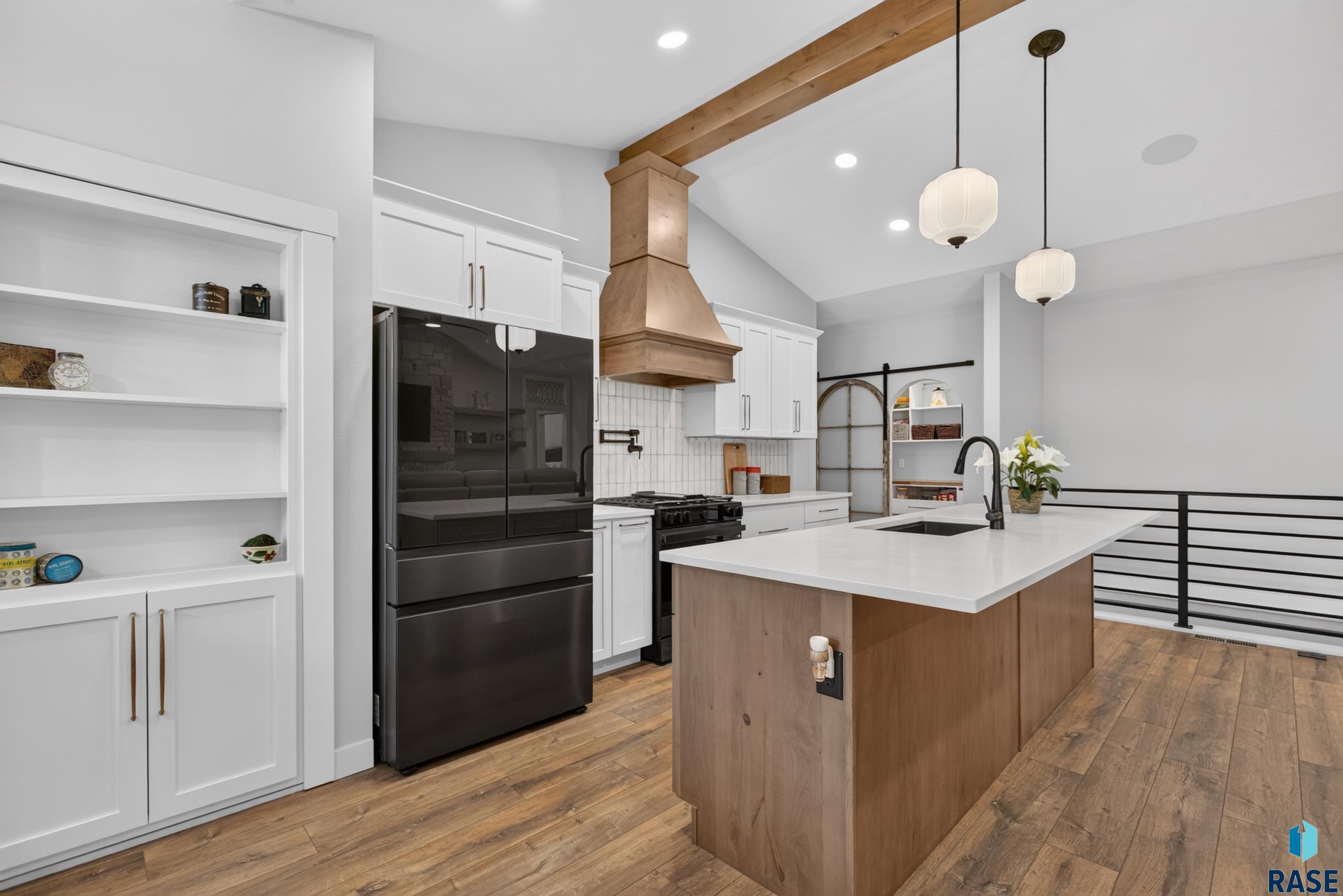 5504 Morningside Cir, Sioux Falls