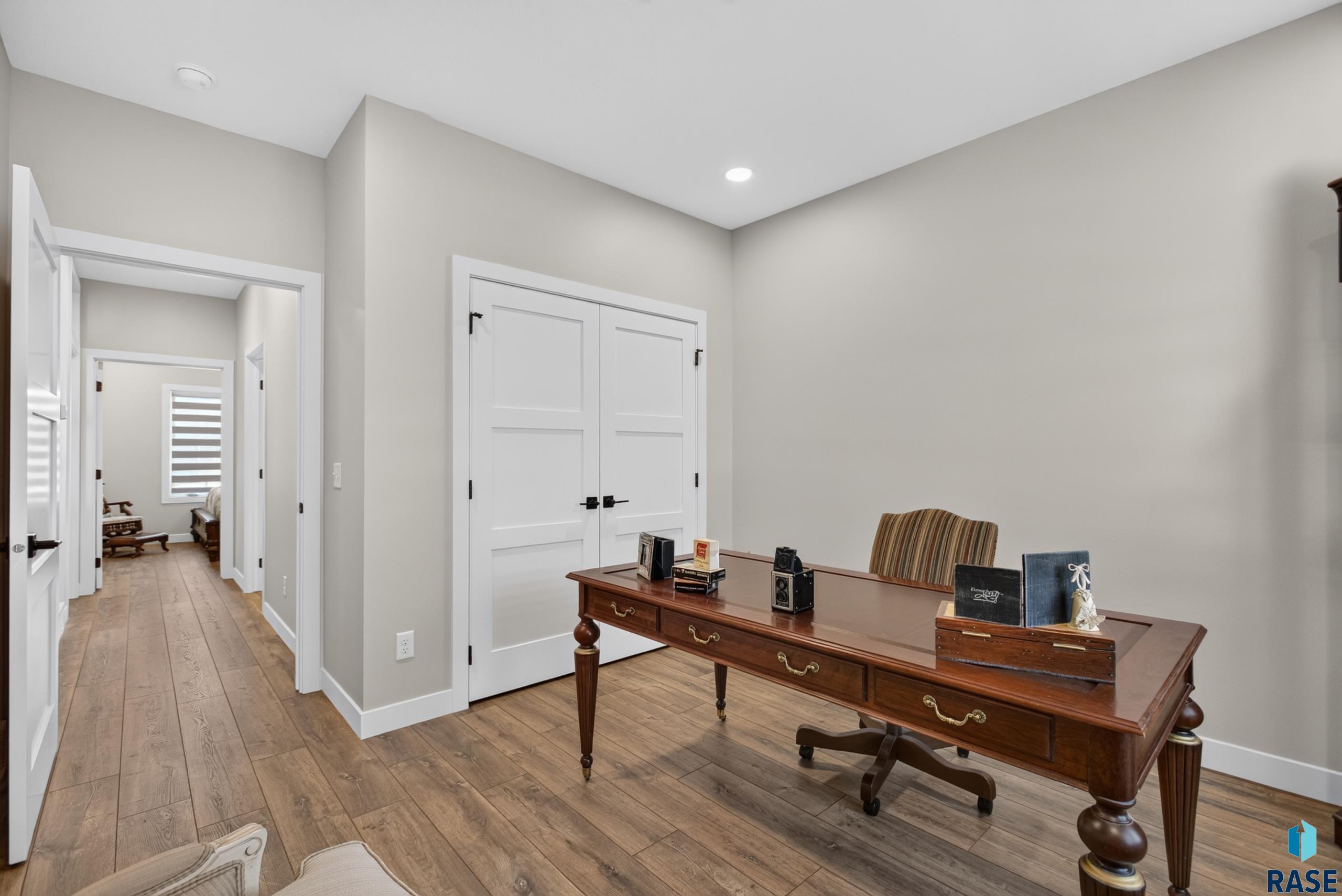 5504 Morningside Cir, Sioux Falls
