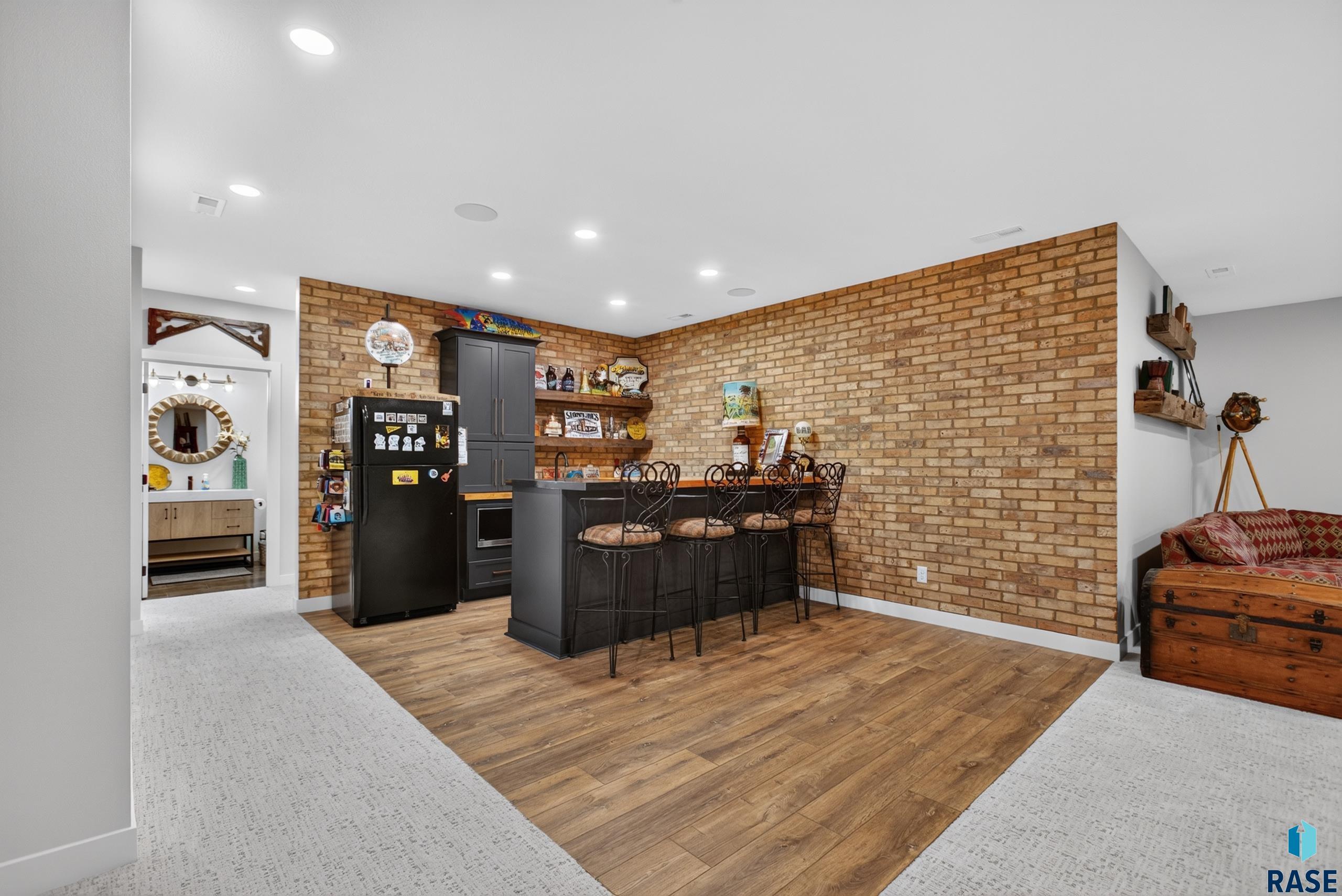 5504 Morningside Cir, Sioux Falls