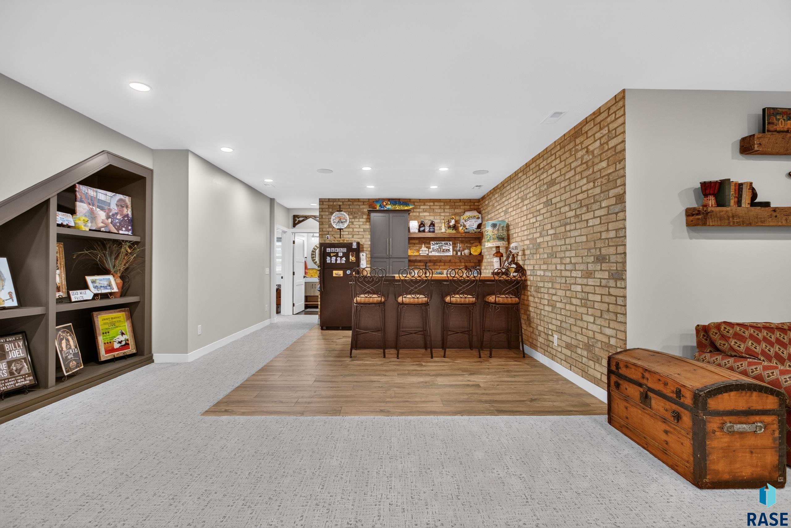5504 Morningside Cir, Sioux Falls