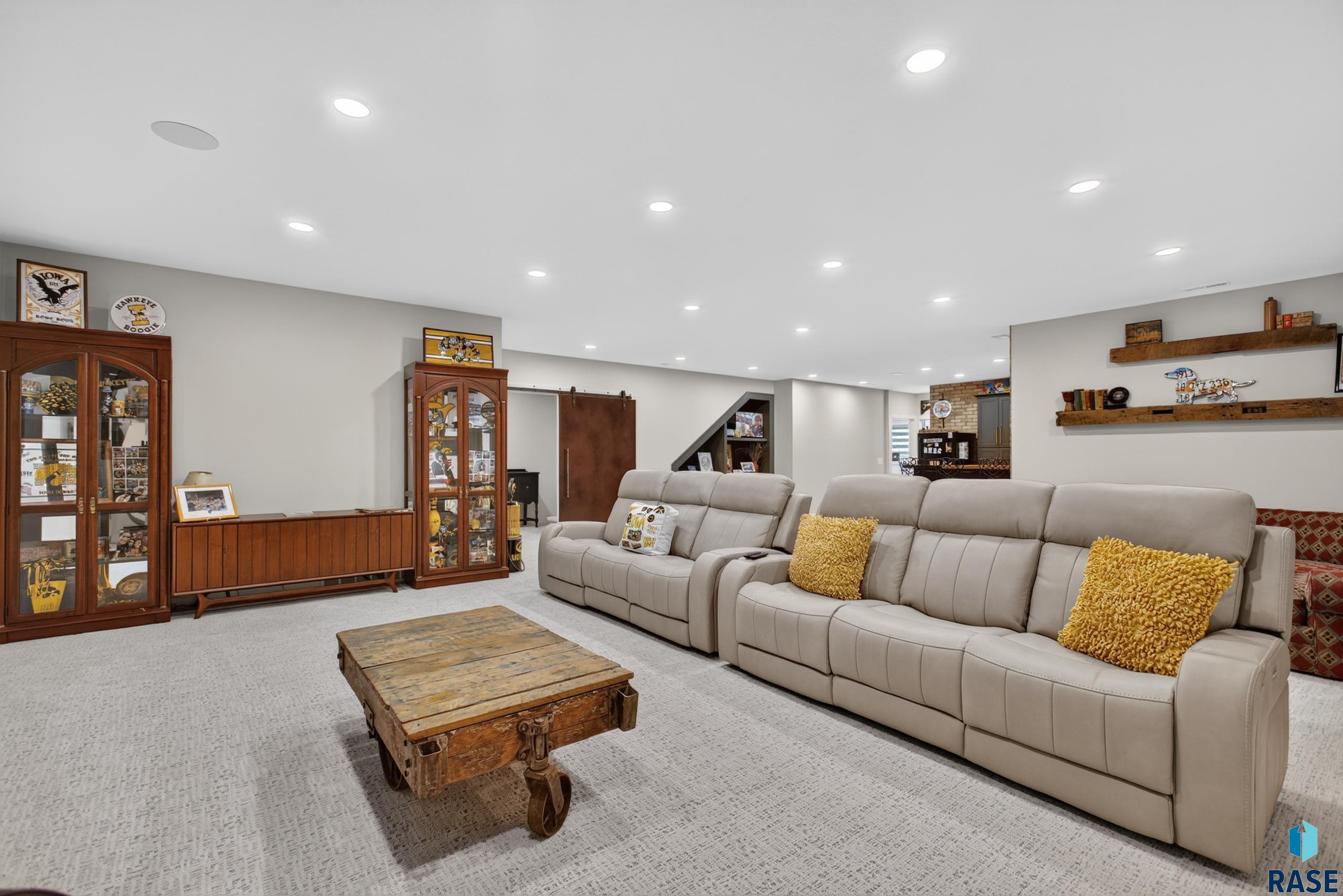 5504 Morningside Cir, Sioux Falls