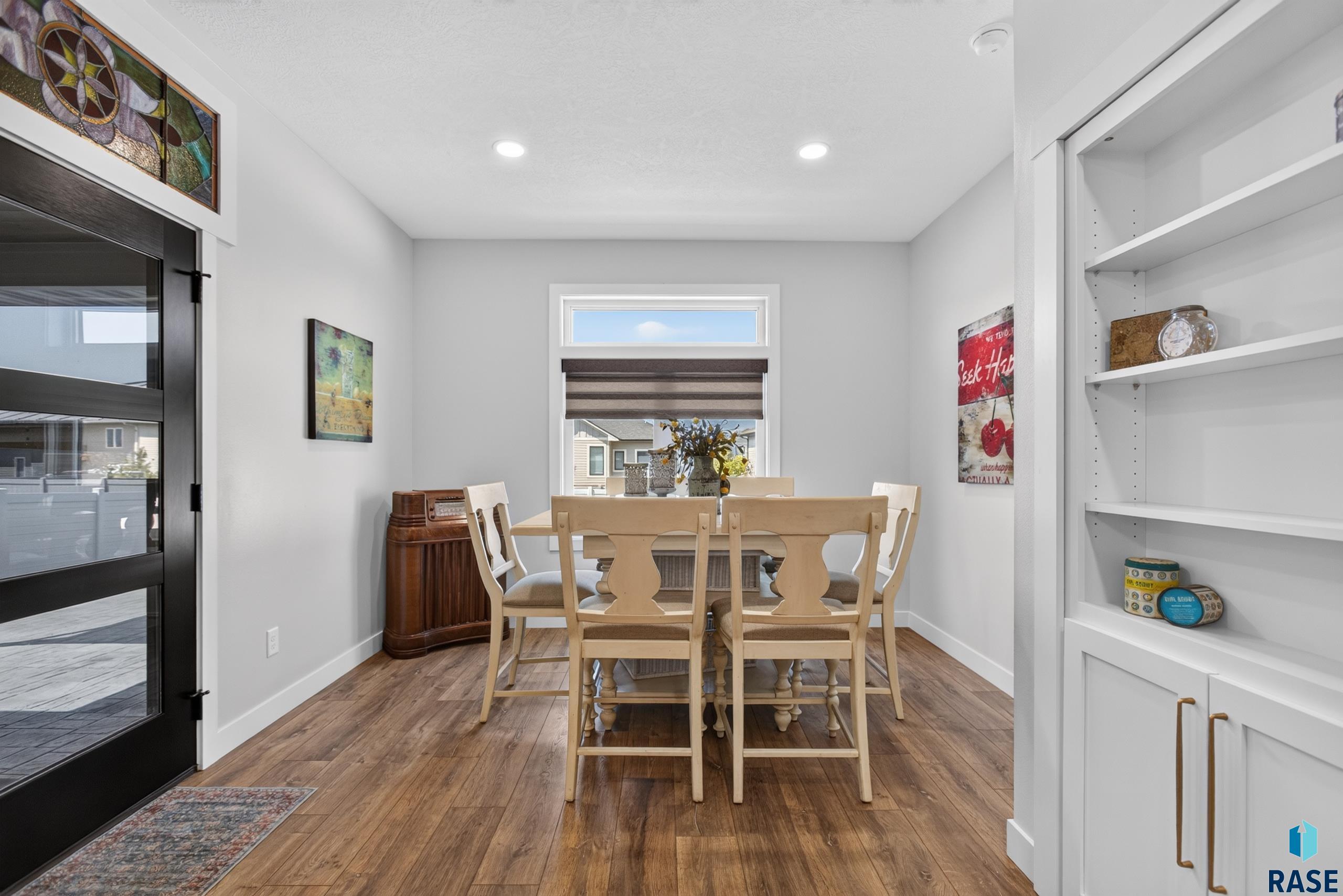 5504 Morningside Cir, Sioux Falls