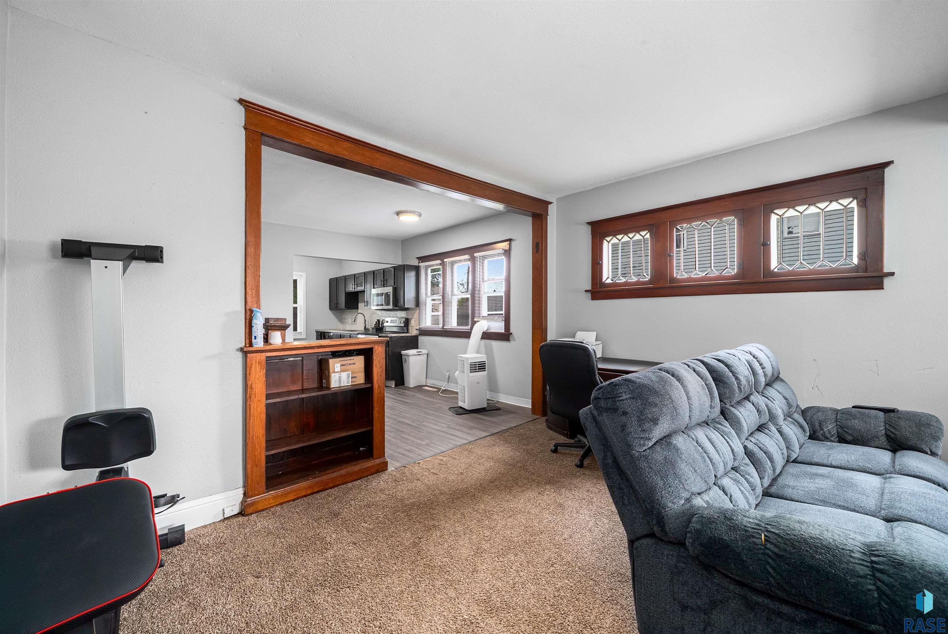 3809 3811 Hawthorne Ave, Sioux Falls