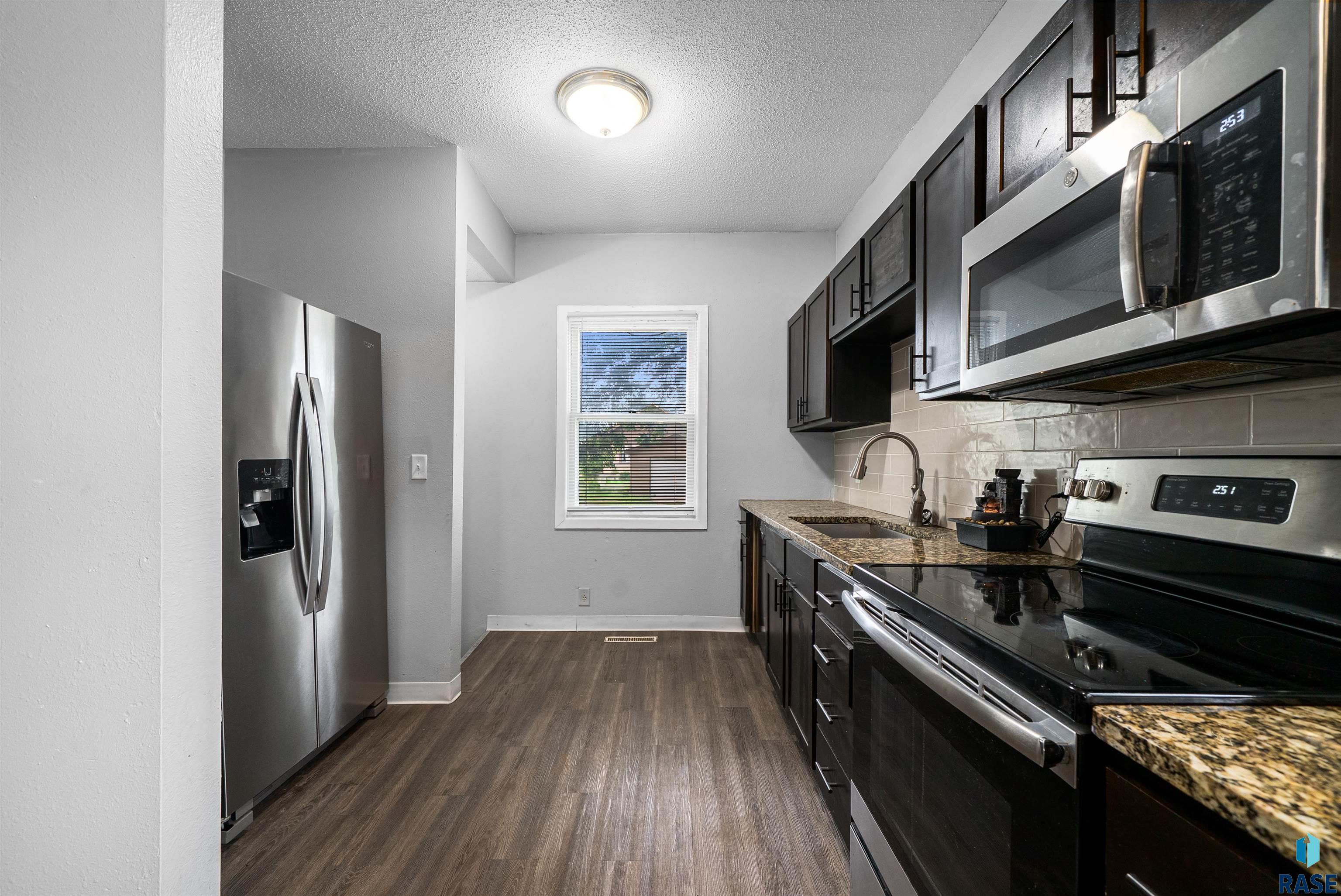 3809 3811 Hawthorne Ave, Sioux Falls