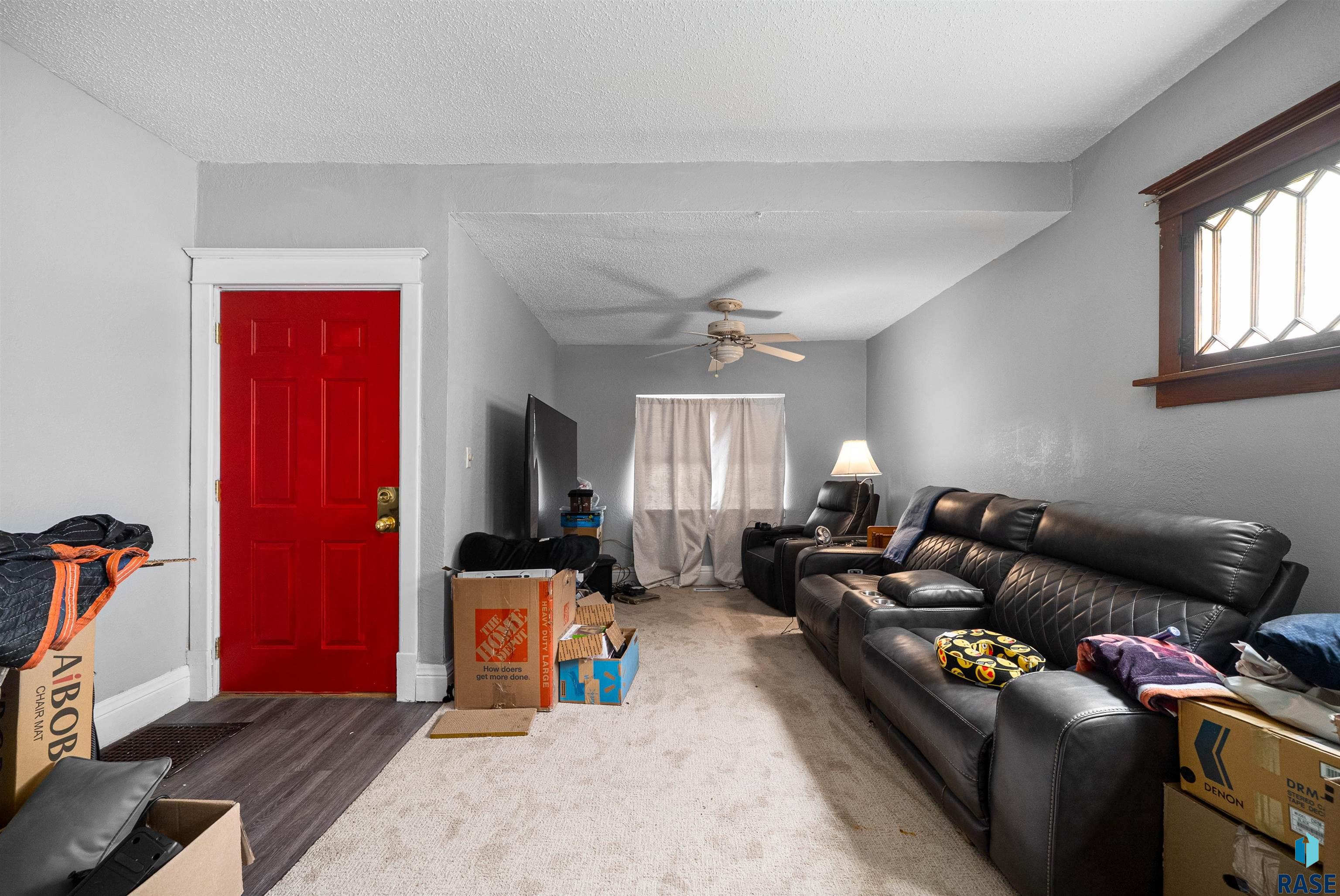 3809 3811 Hawthorne Ave, Sioux Falls