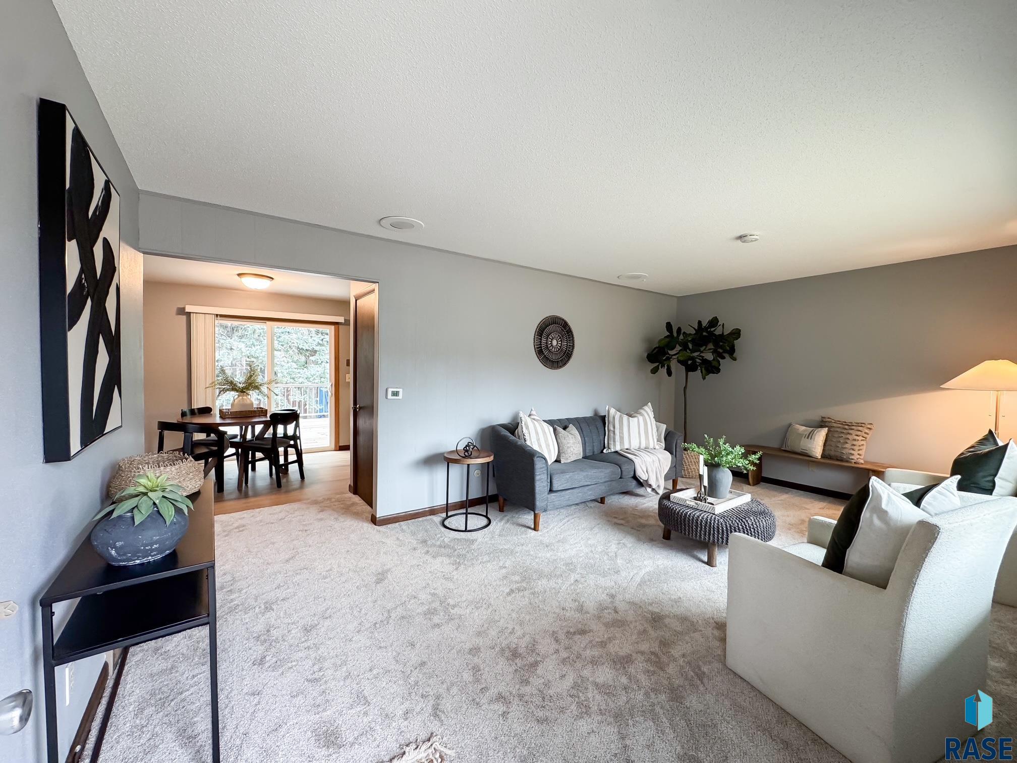 5504 W 32nd St Street