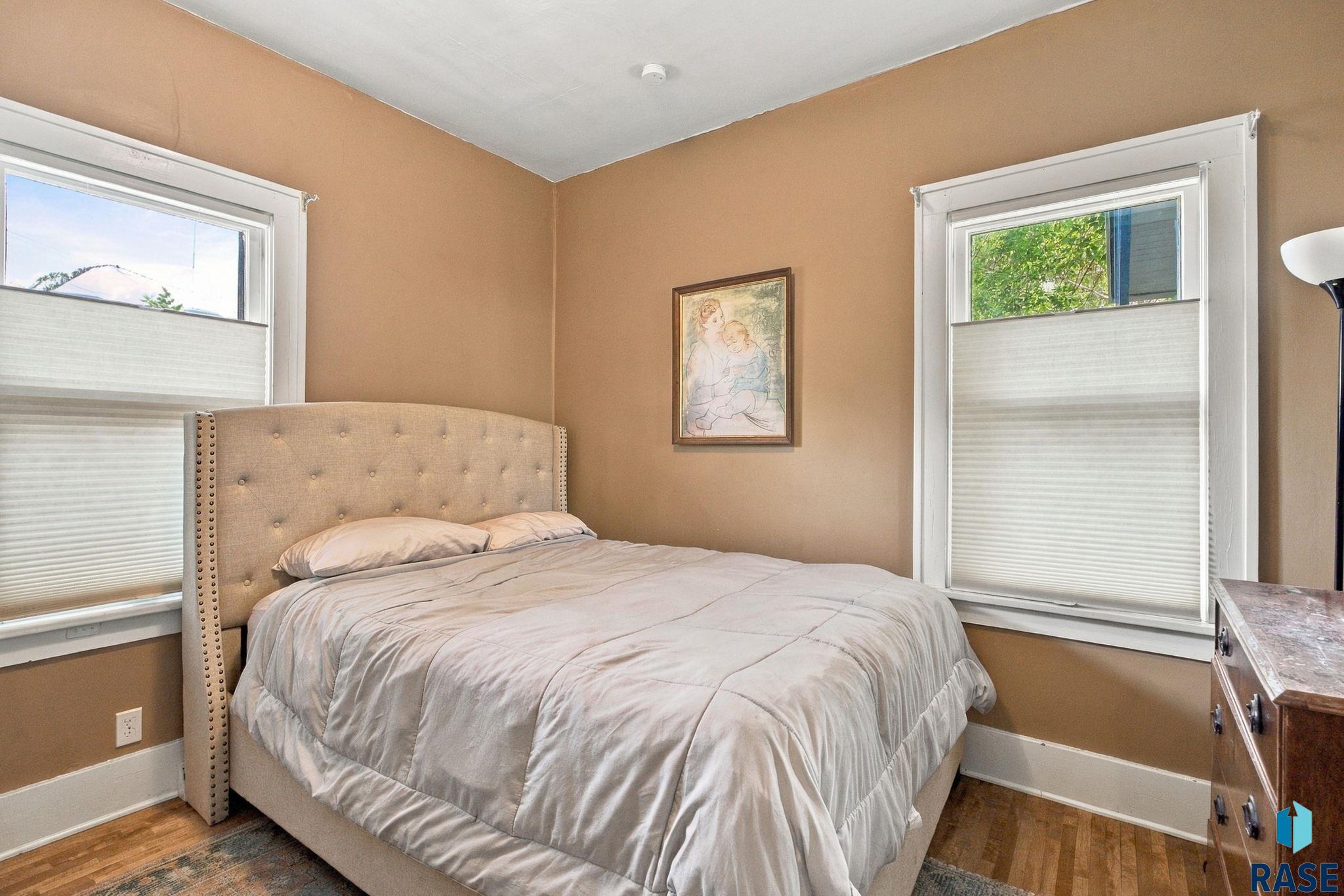 1408 Summit Ave, Sioux Falls
