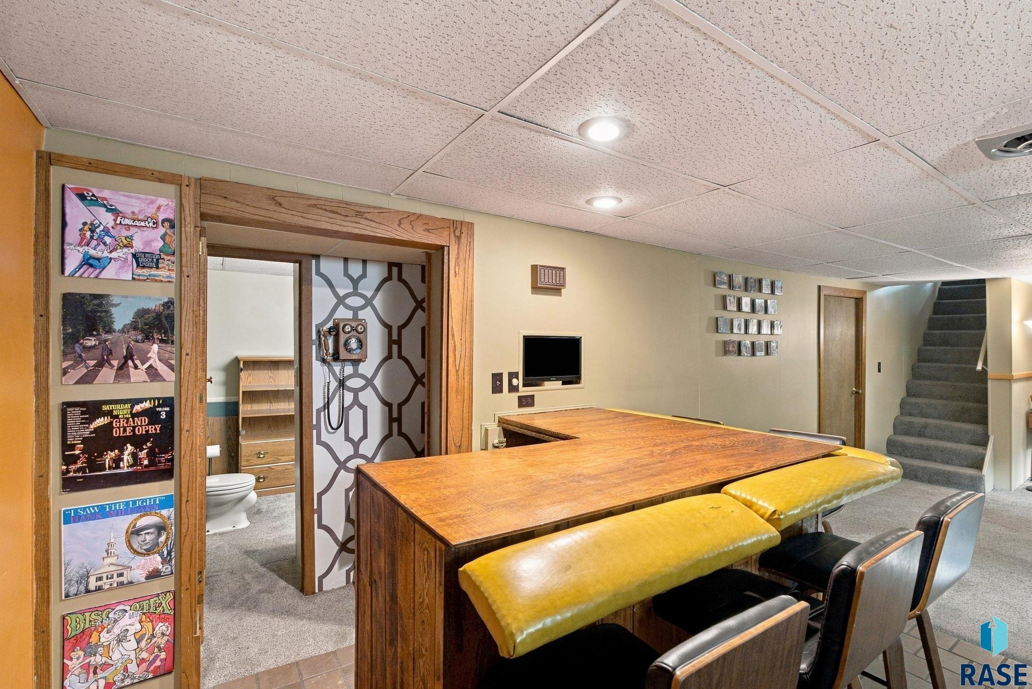 1408 Summit Ave, Sioux Falls