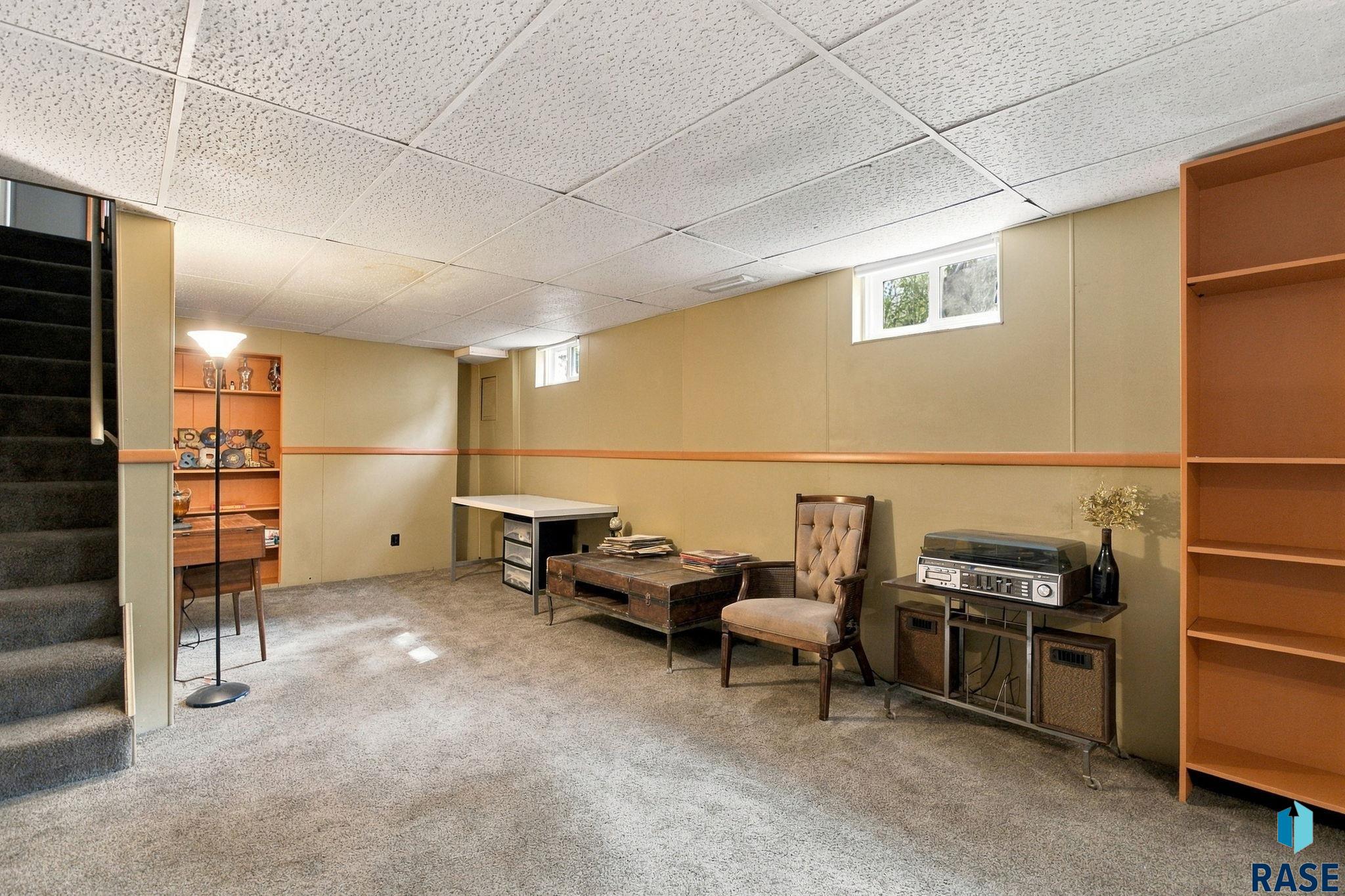 1408 Summit Ave, Sioux Falls