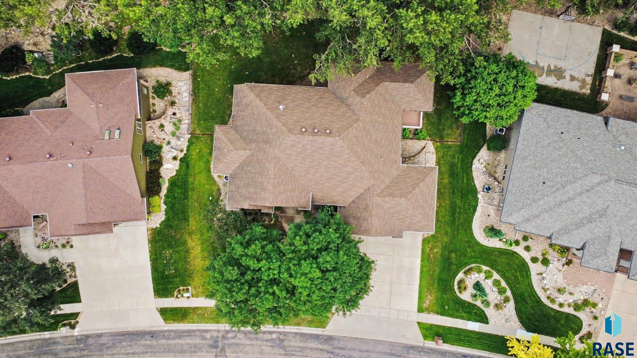 5800 Deer Park Dr, Sioux Falls