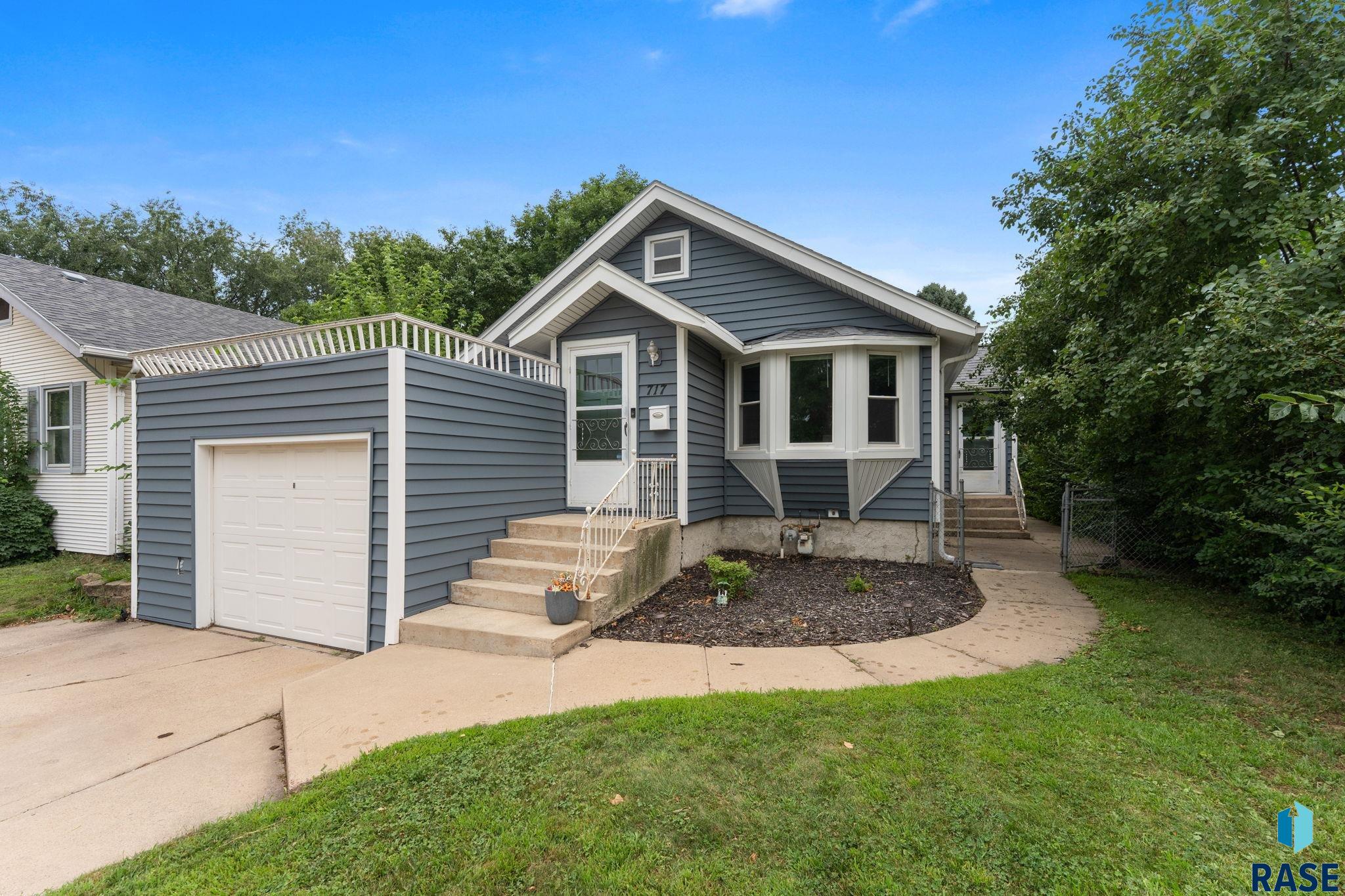 717 S Grange Ave, Sioux Falls