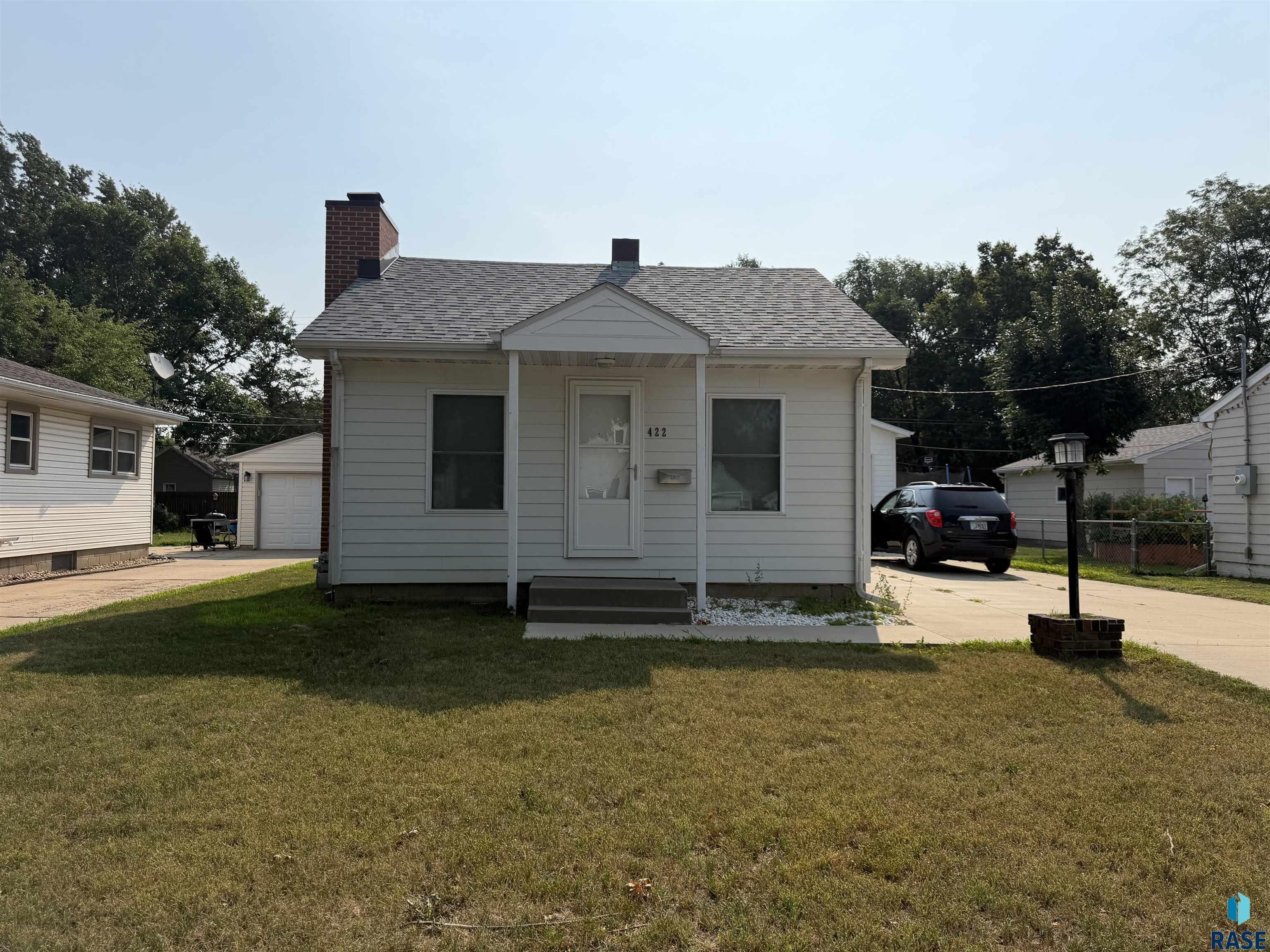 422 S Elmwood Ave, Sioux Falls