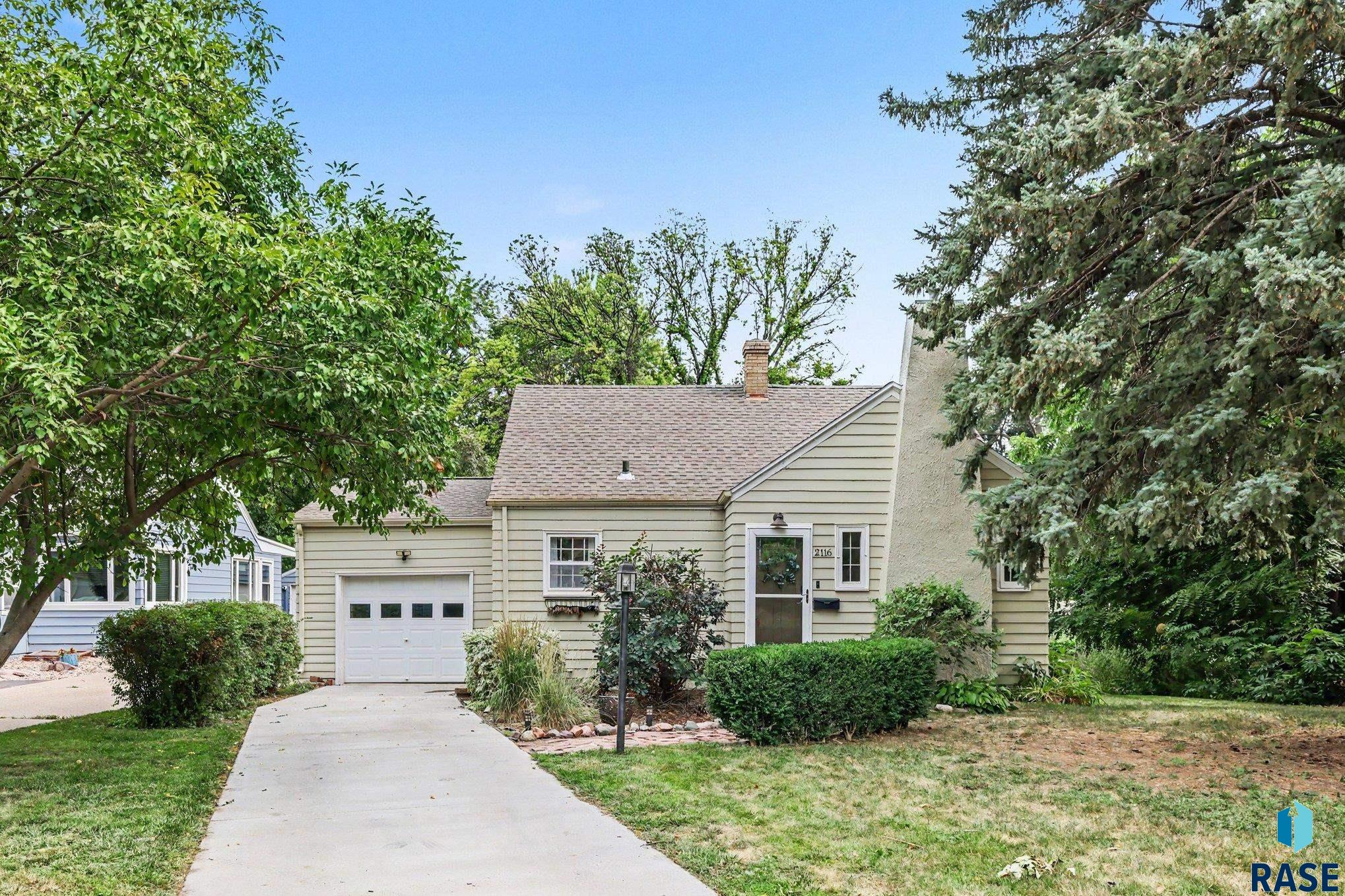 2116 W 21St St, Sioux Falls
