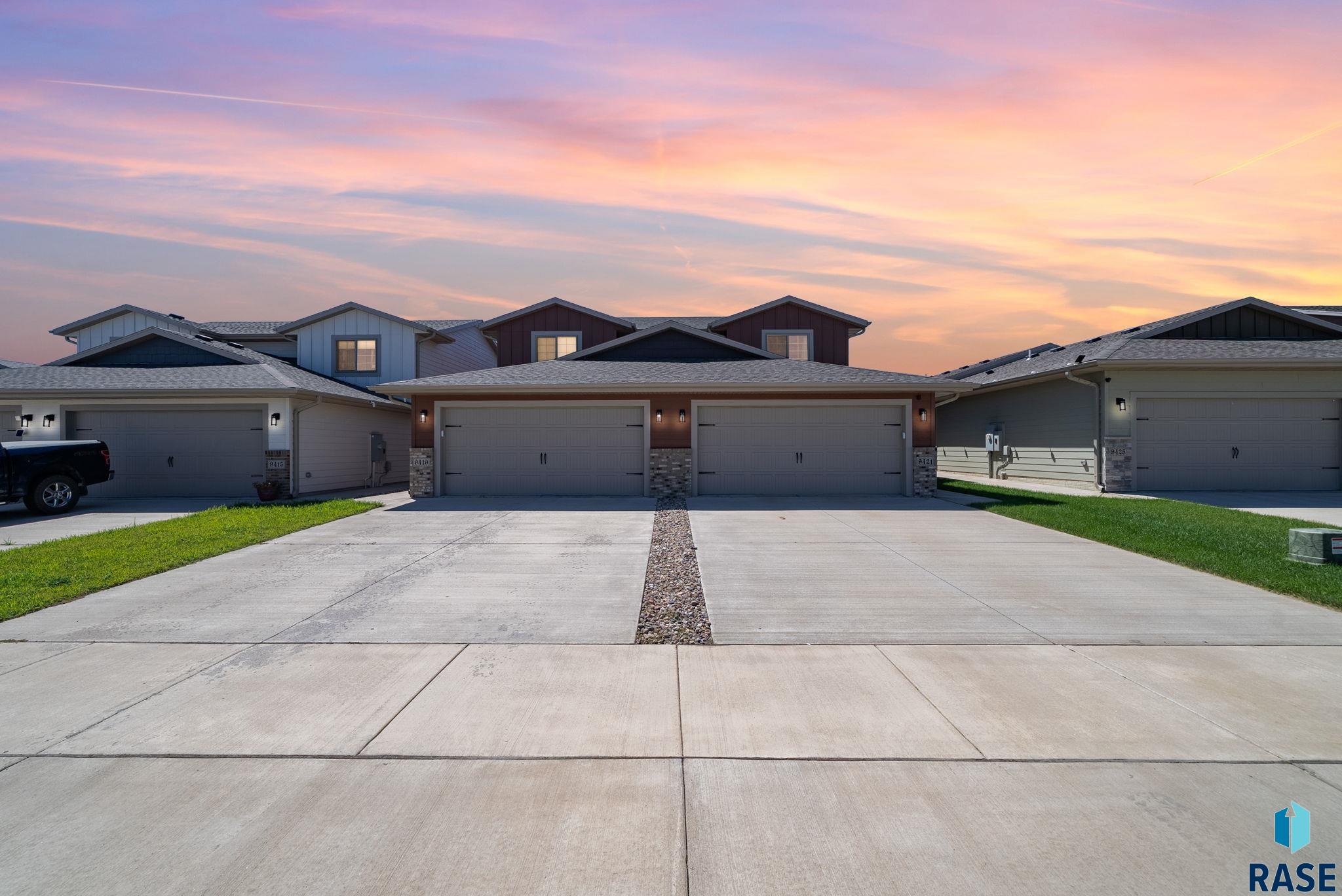 9421 W Dolores Dr, Sioux Falls