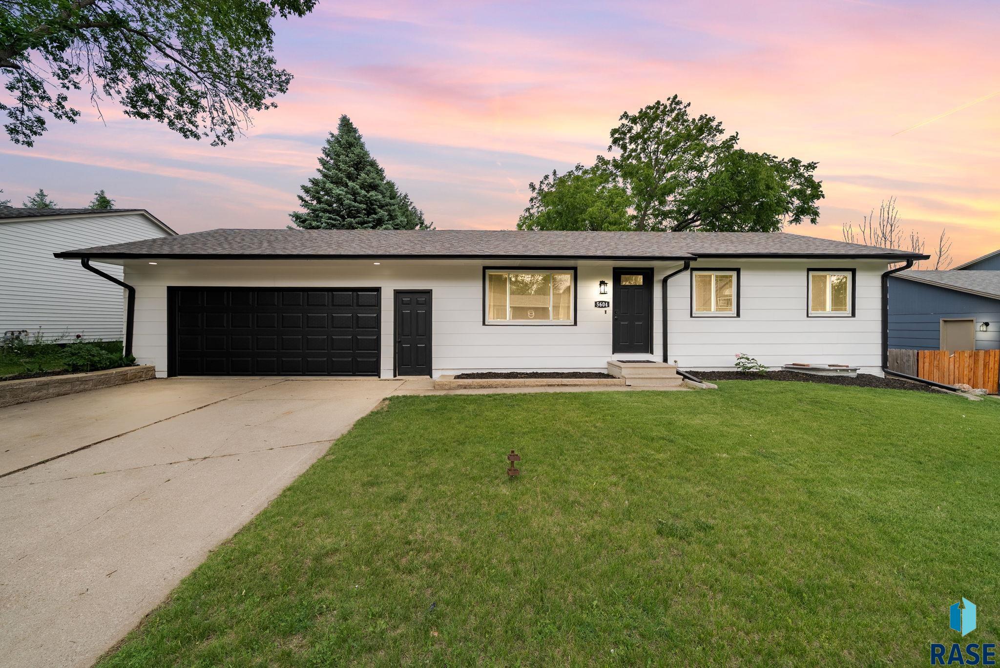 5604 S Drexel Dr, Sioux Falls
