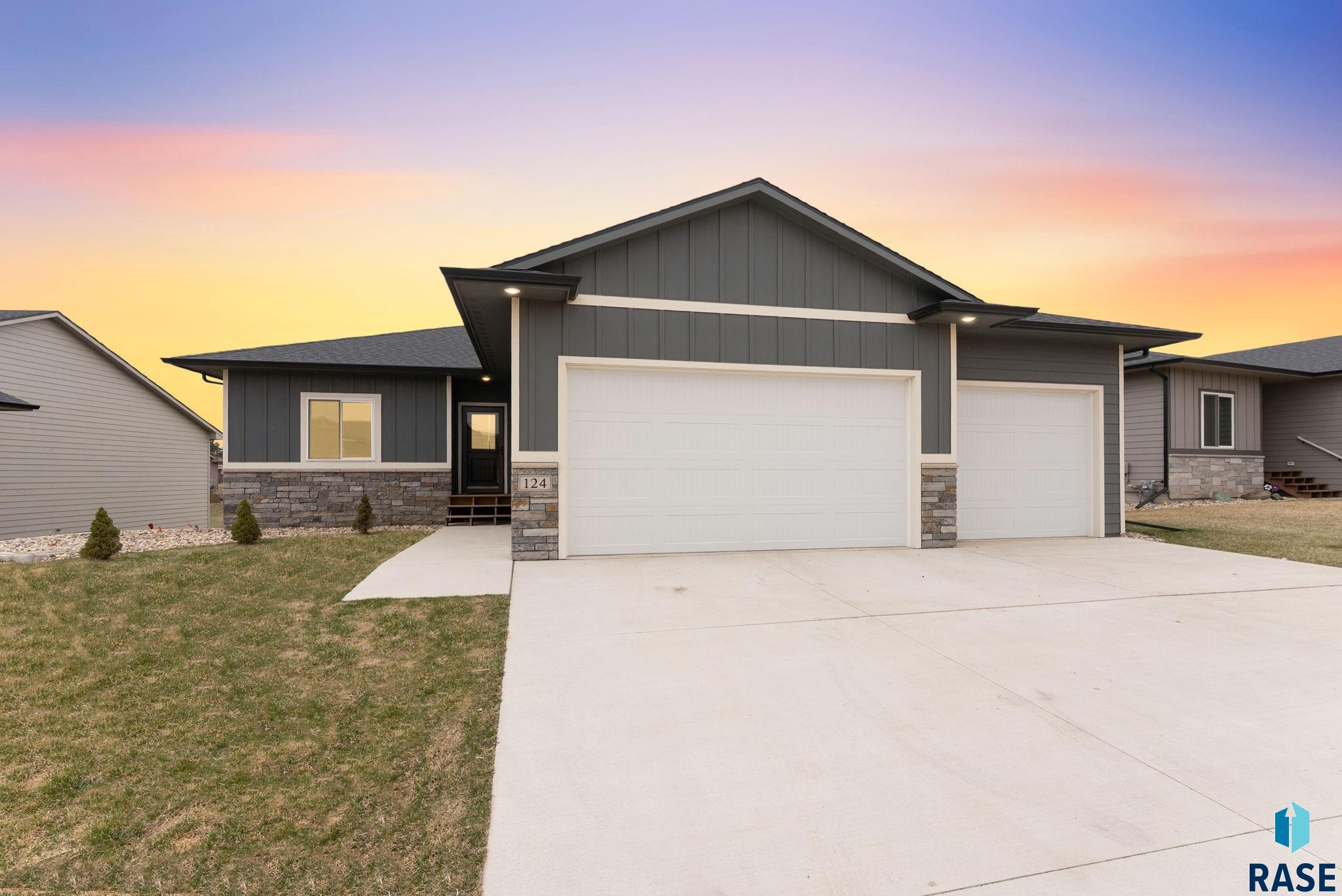 124 Skyline Dr, Valley Springs