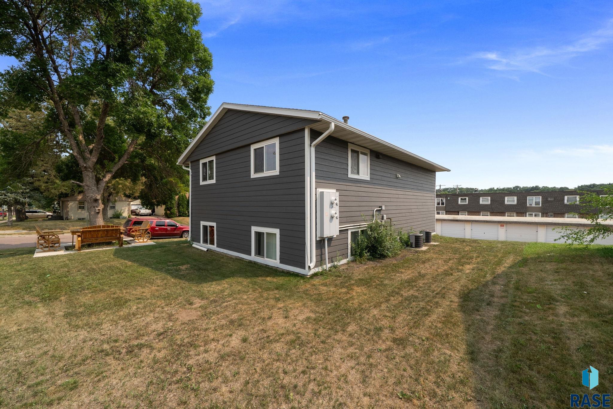 1409 Blauvelt Ave, Sioux Falls