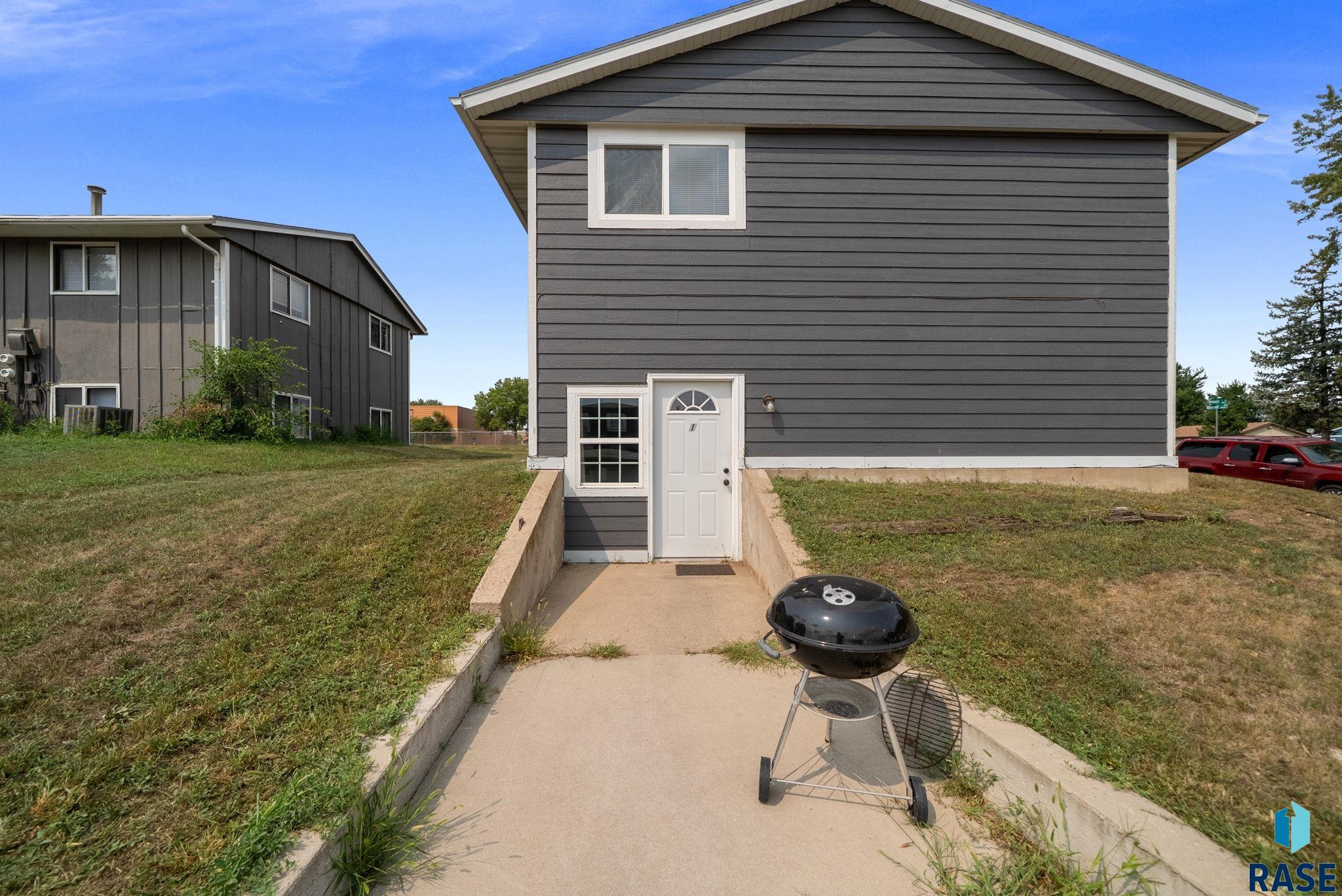 1409 Blauvelt Ave, Sioux Falls
