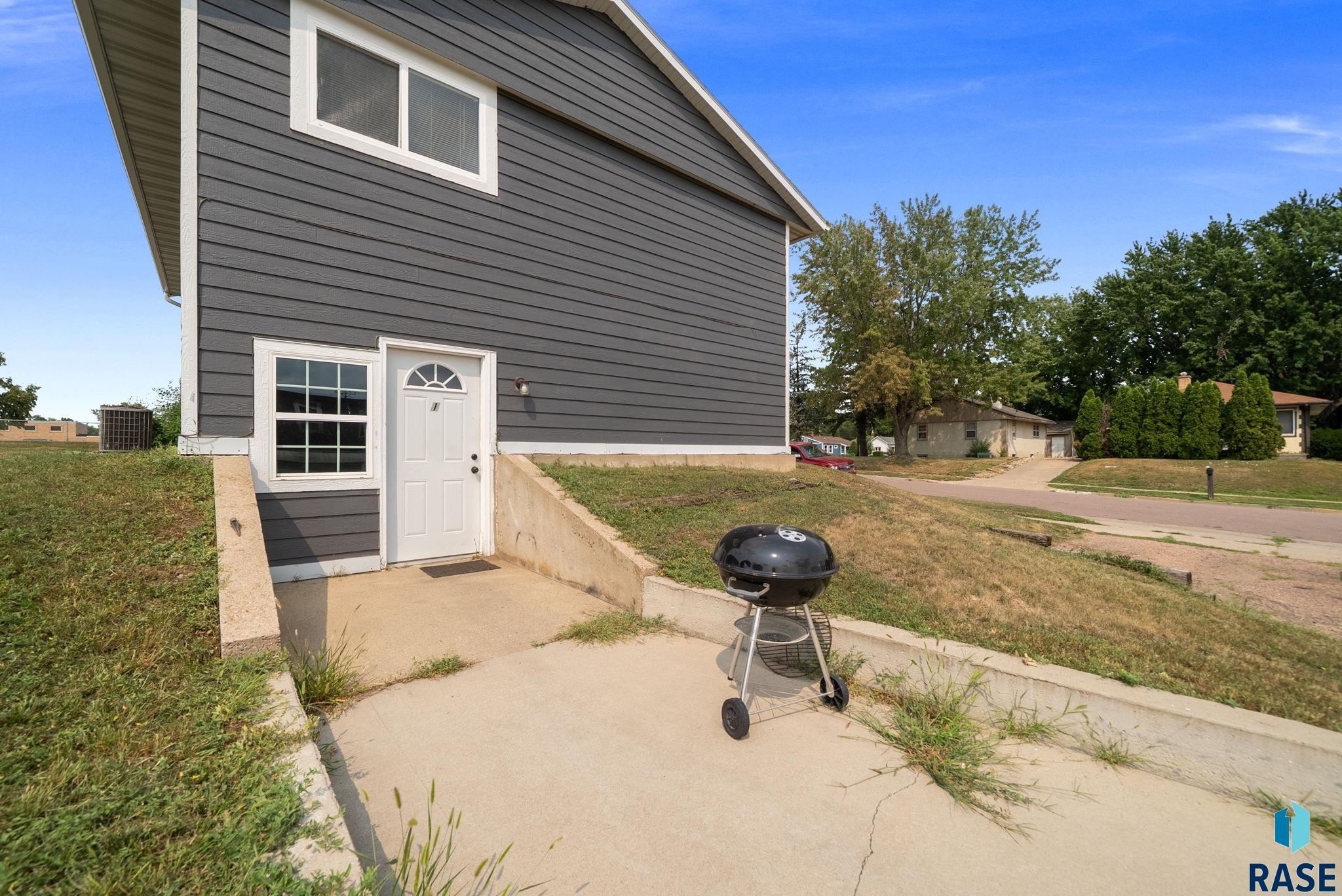 1409 Blauvelt Ave, Sioux Falls