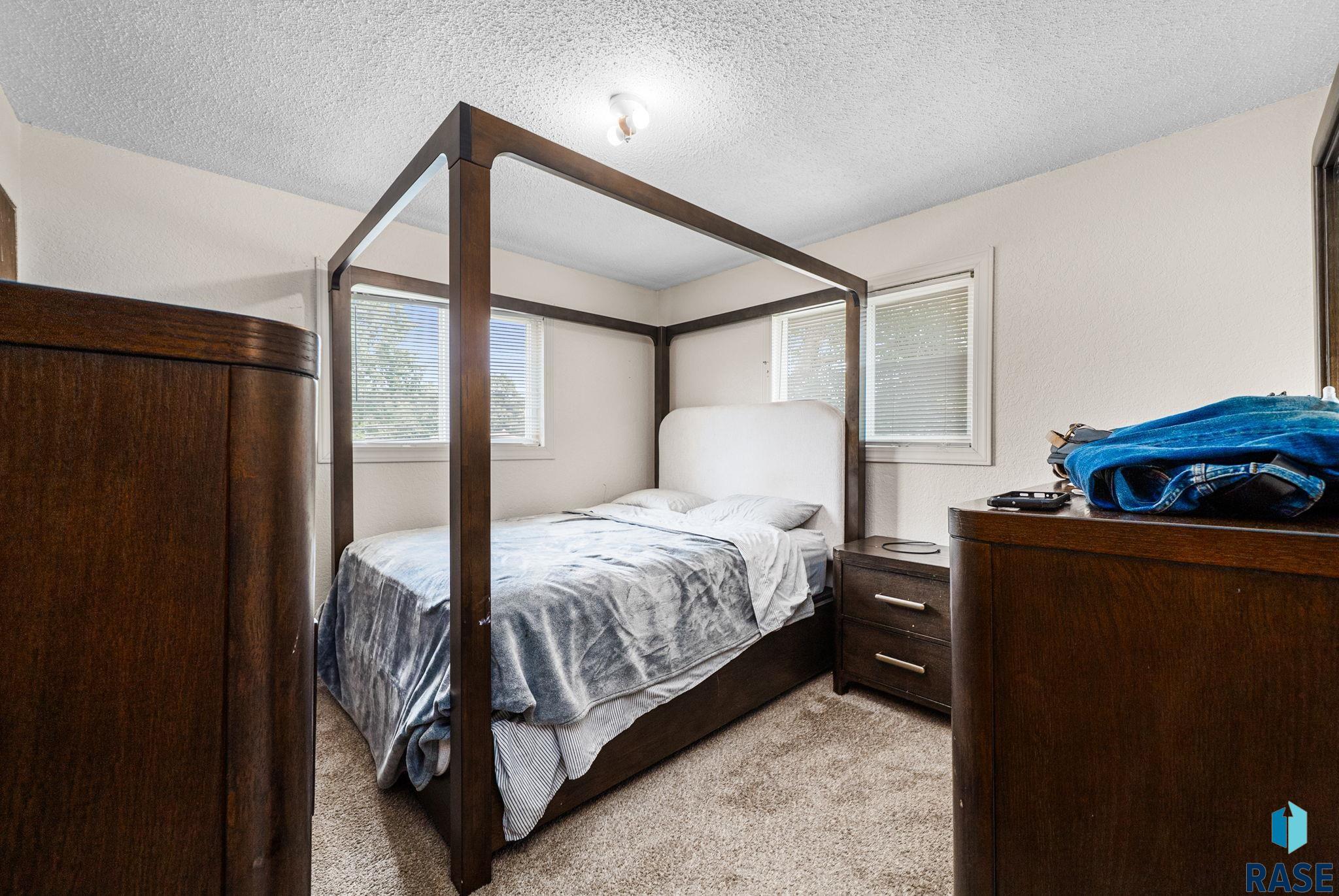 1409 Blauvelt Ave, Sioux Falls